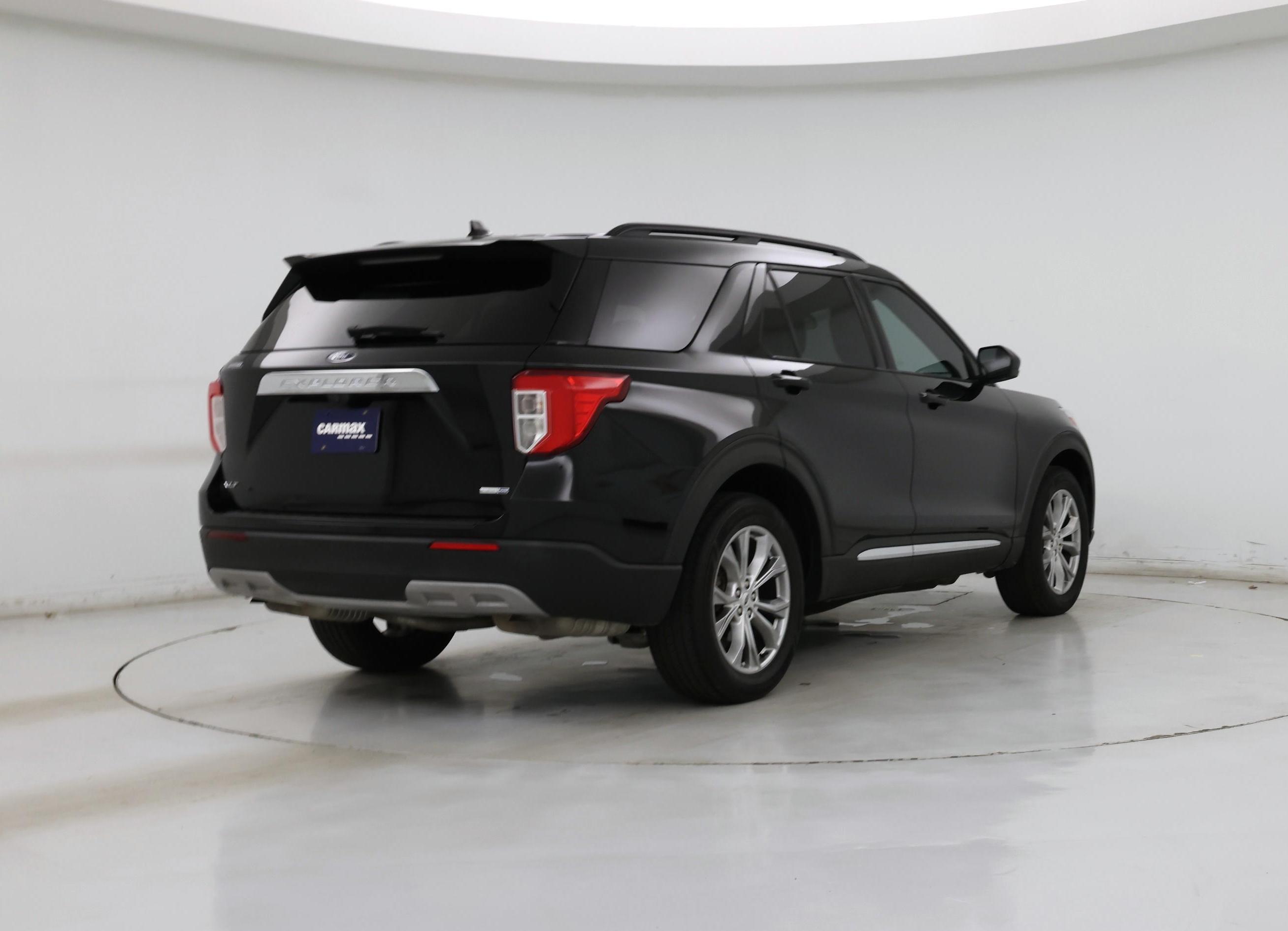 Thumbnail: 2020 Ford Explorer - 8