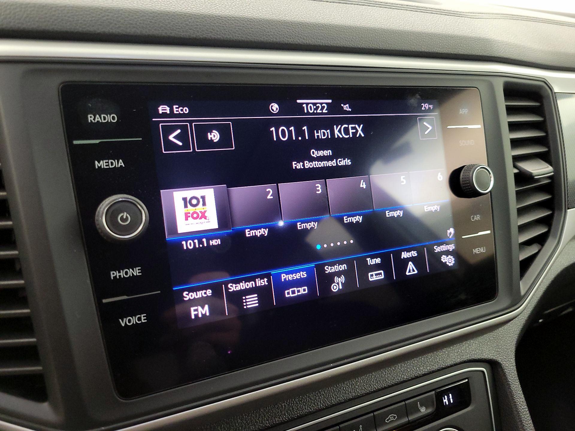 Thumbnail: 2021 Volkswagen Atlas - 15