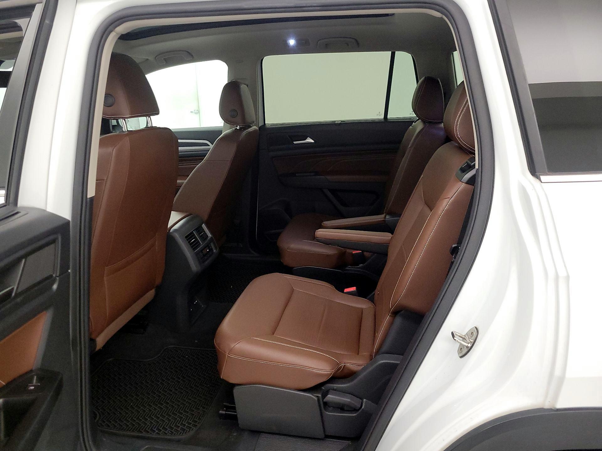 Thumbnail: 2021 Volkswagen Atlas - 20