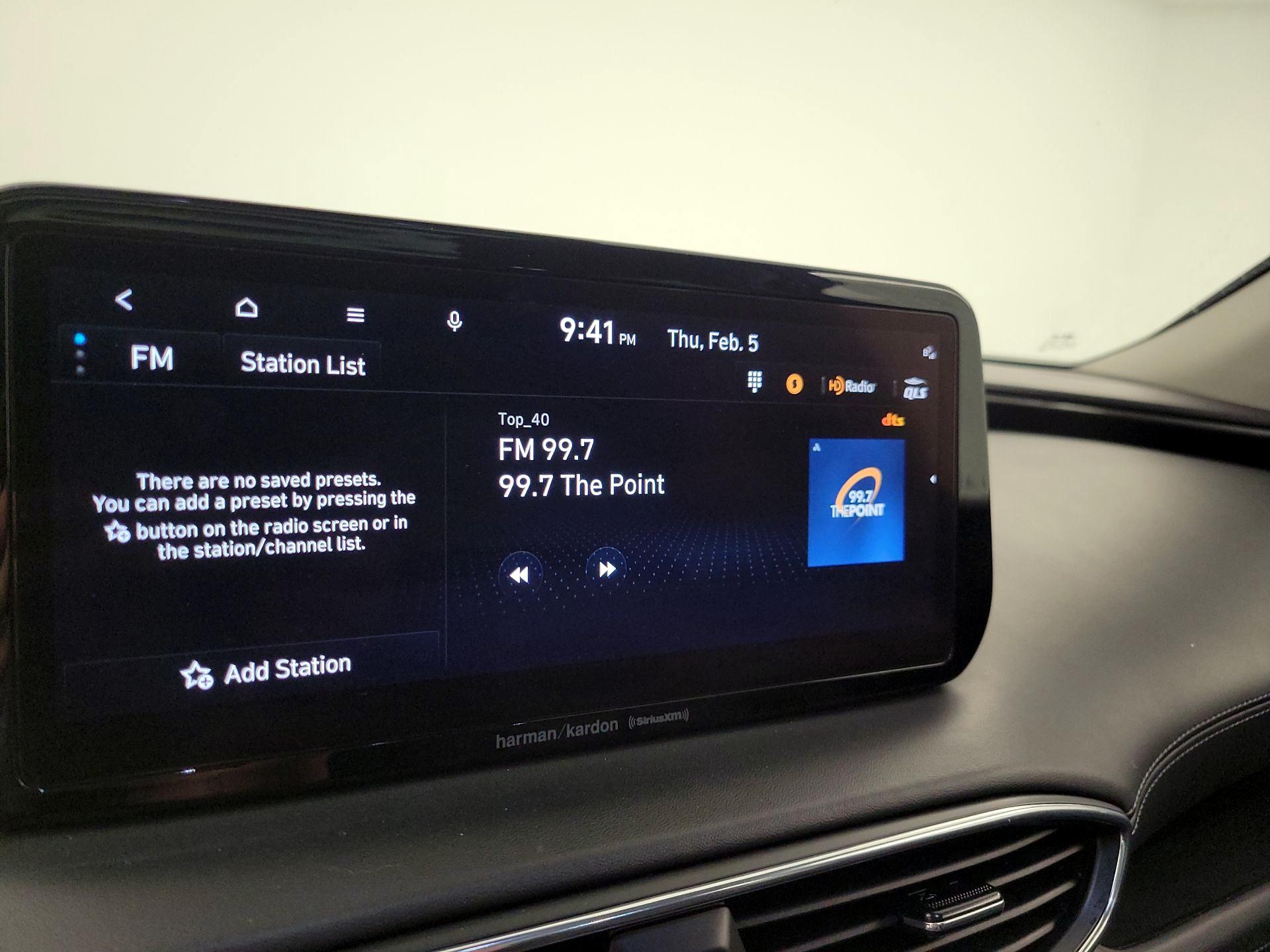 Thumbnail: 2023 Hyundai Santa Fe - 16