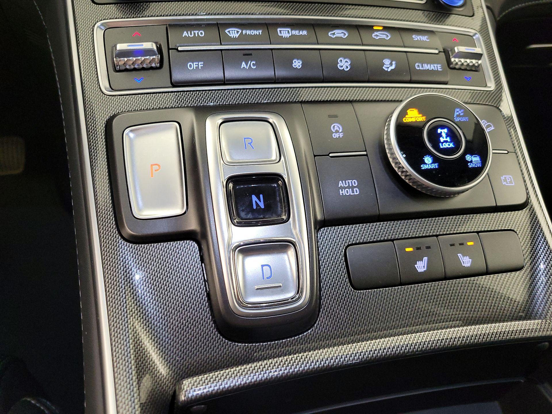 Thumbnail: 2023 Hyundai Santa Fe - 18