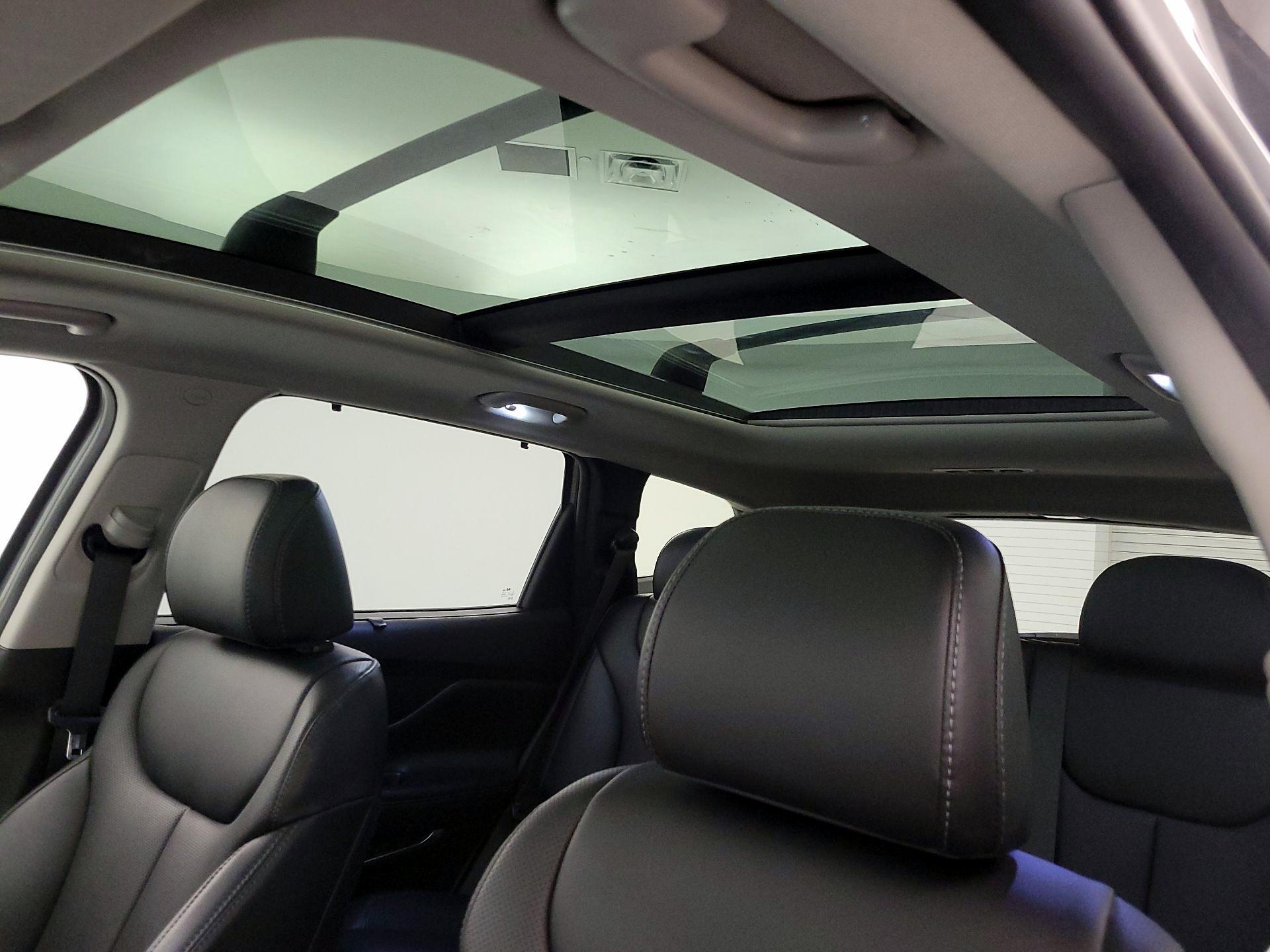 Thumbnail: 2023 Hyundai Santa Fe - 20