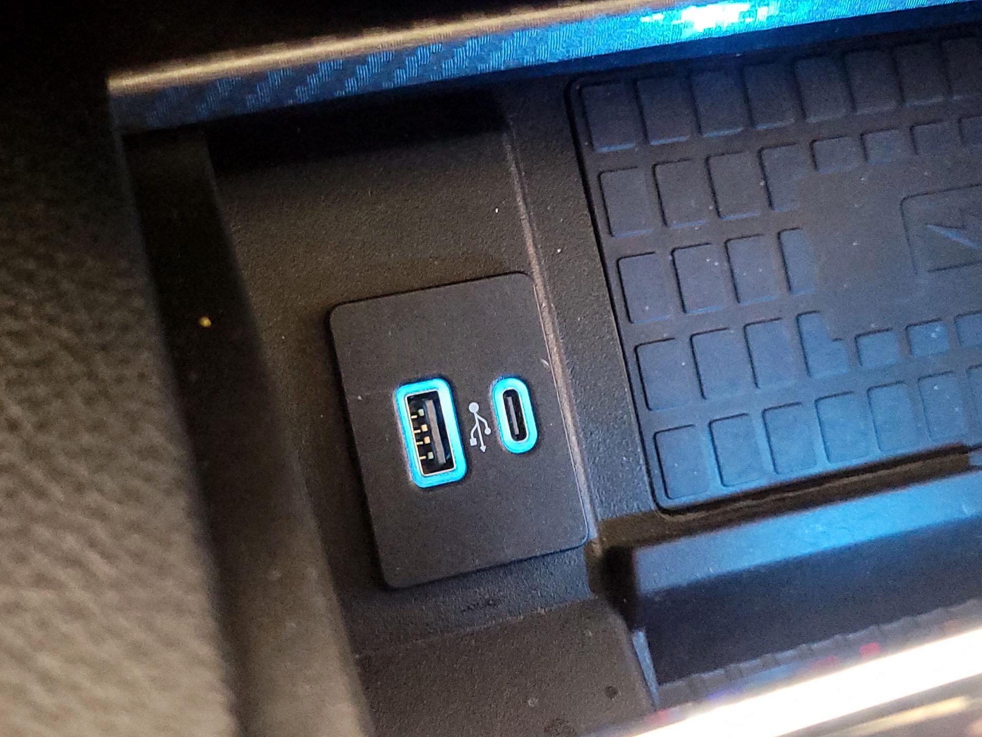 Thumbnail: 2020 Ford Expedition - 19