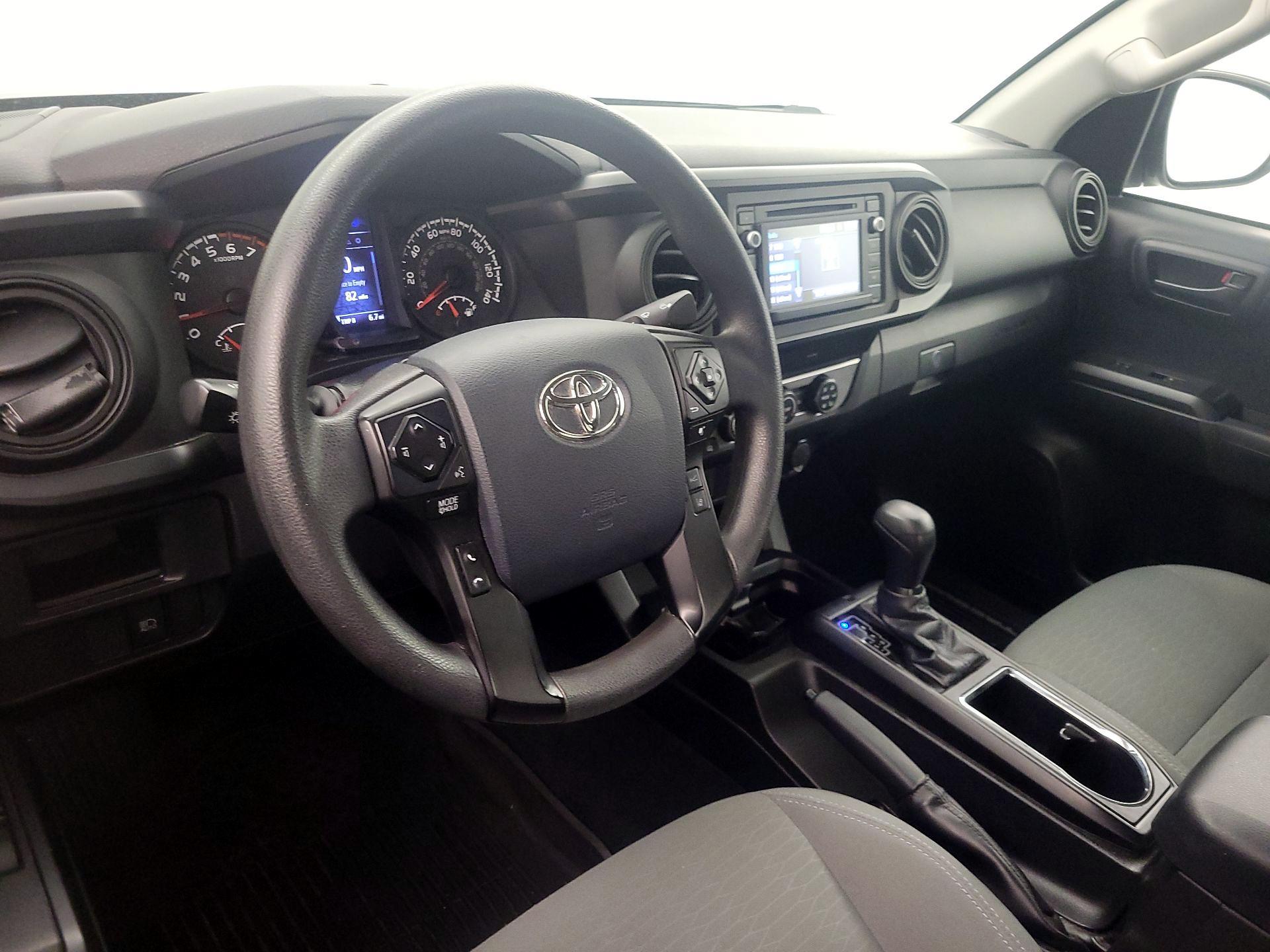 Thumbnail: 2019 Toyota Tacoma - 9