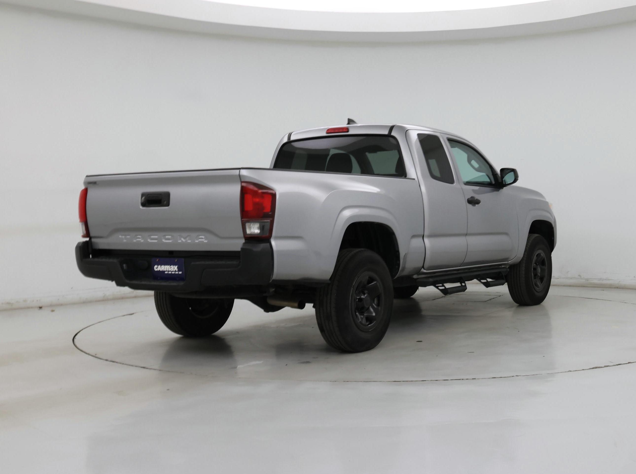 Thumbnail: 2019 Toyota Tacoma - 8