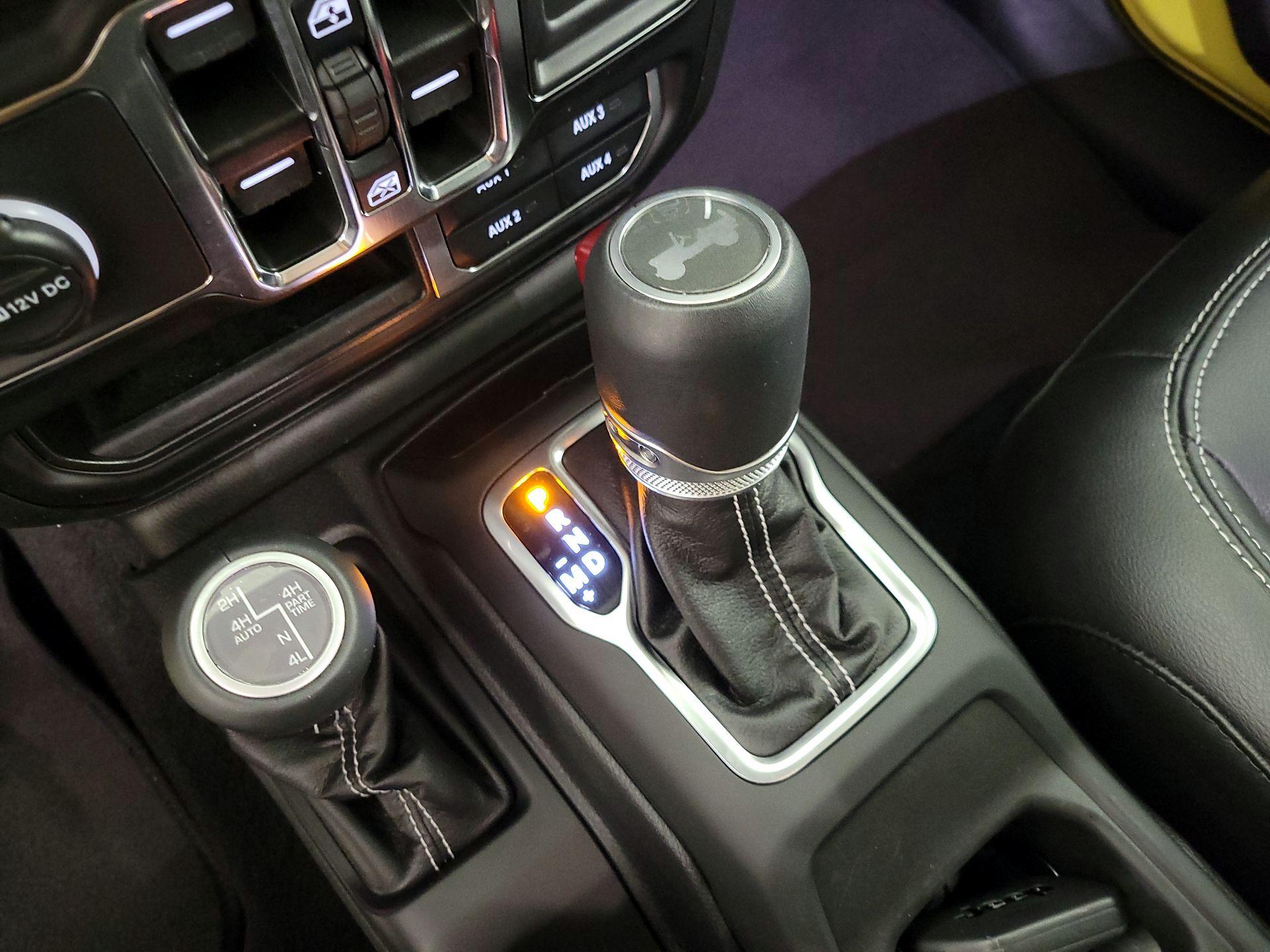 Thumbnail: 2023 Jeep Wrangler - 18