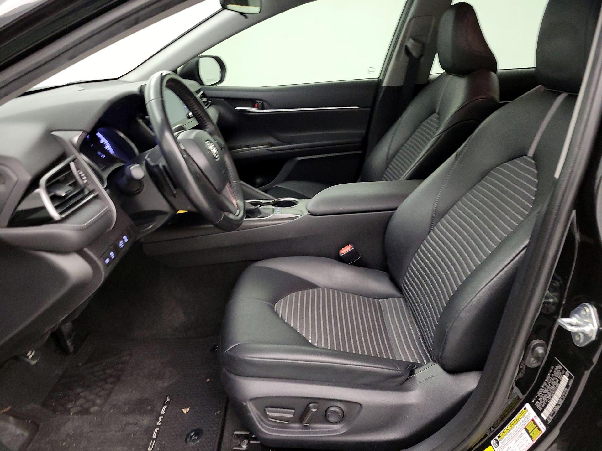 Thumbnail: 2023 Toyota Camry - 11