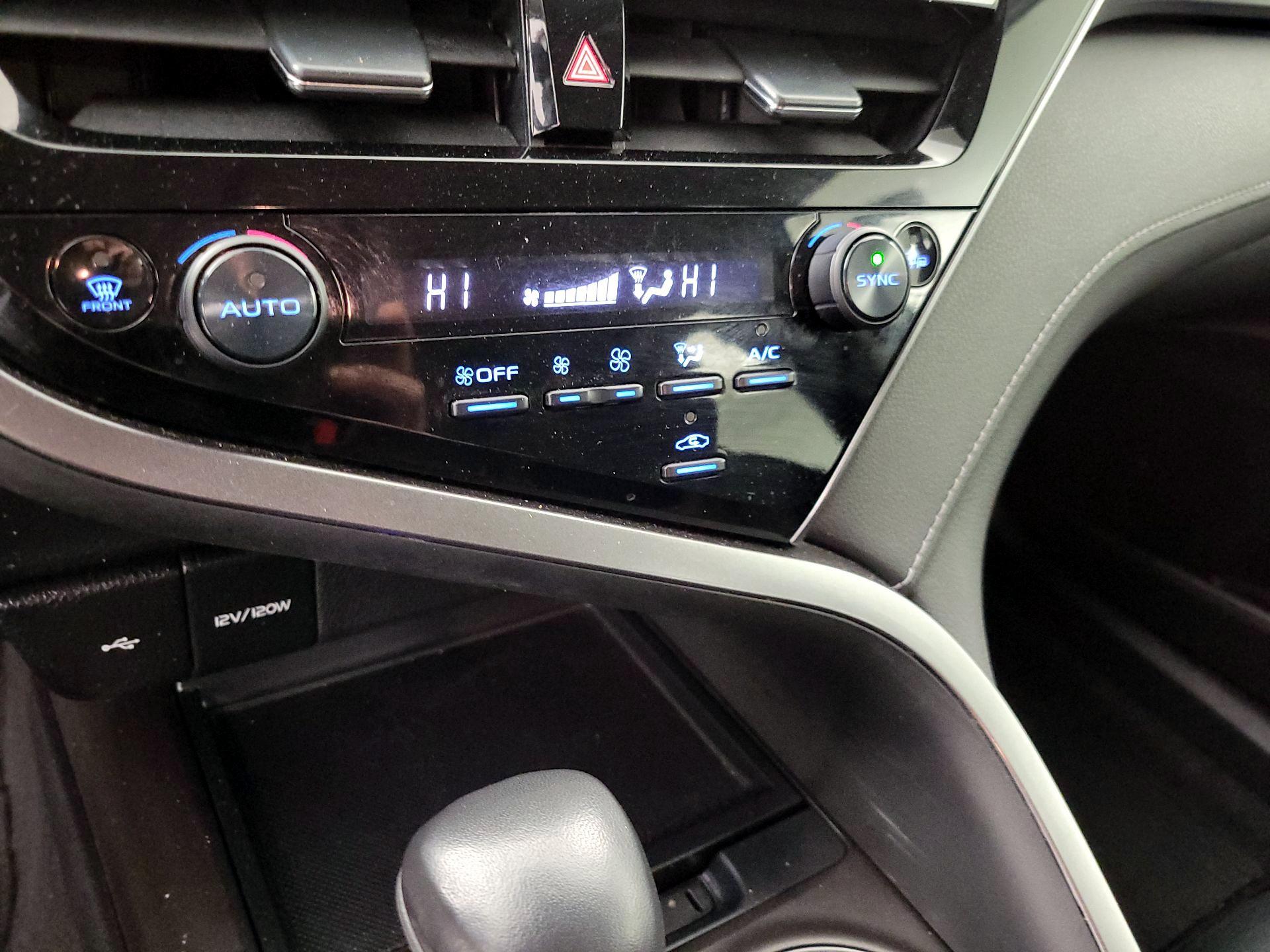 Thumbnail: 2023 Toyota Camry - 16