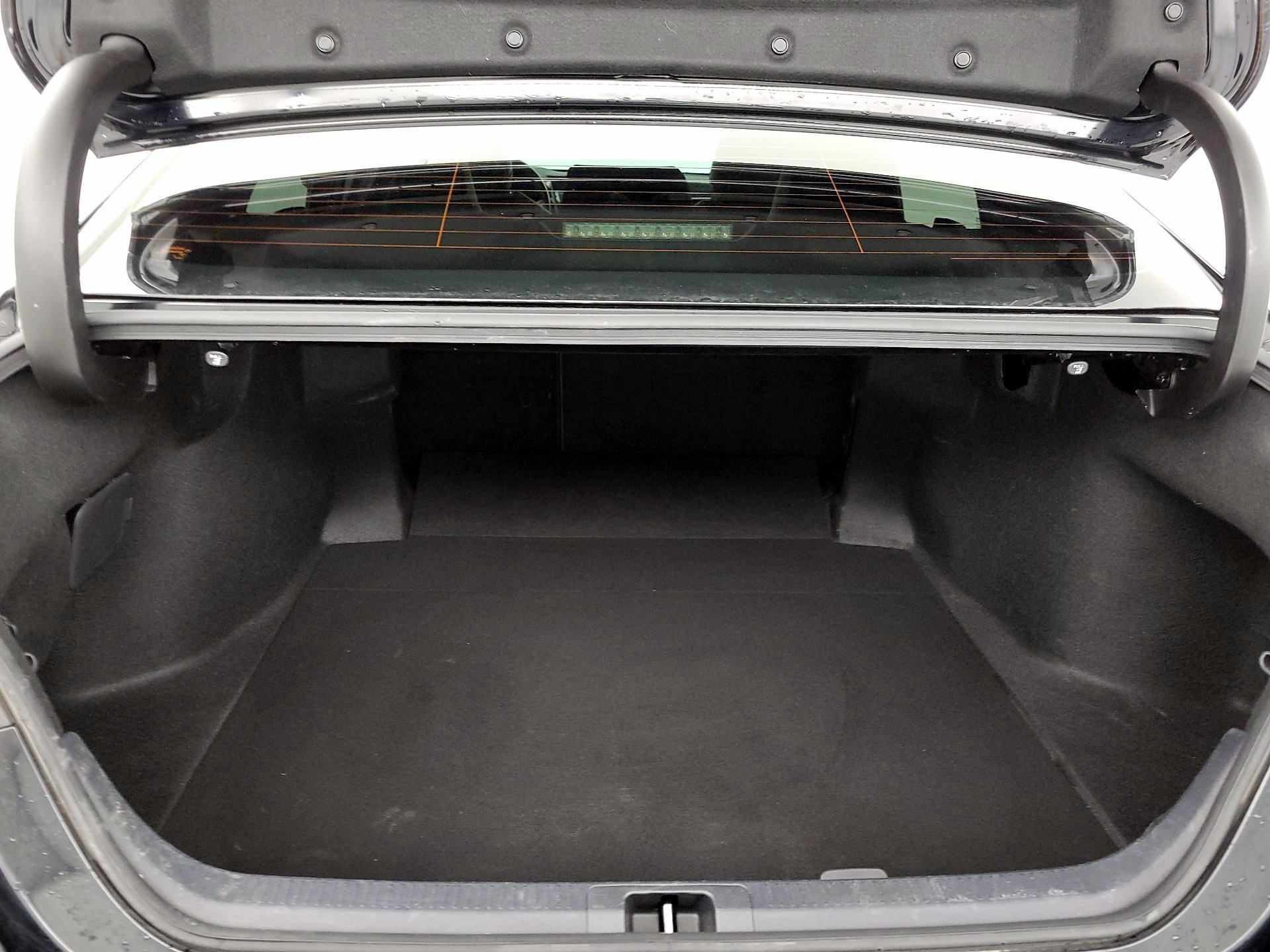 Thumbnail: 2023 Toyota Camry - 20