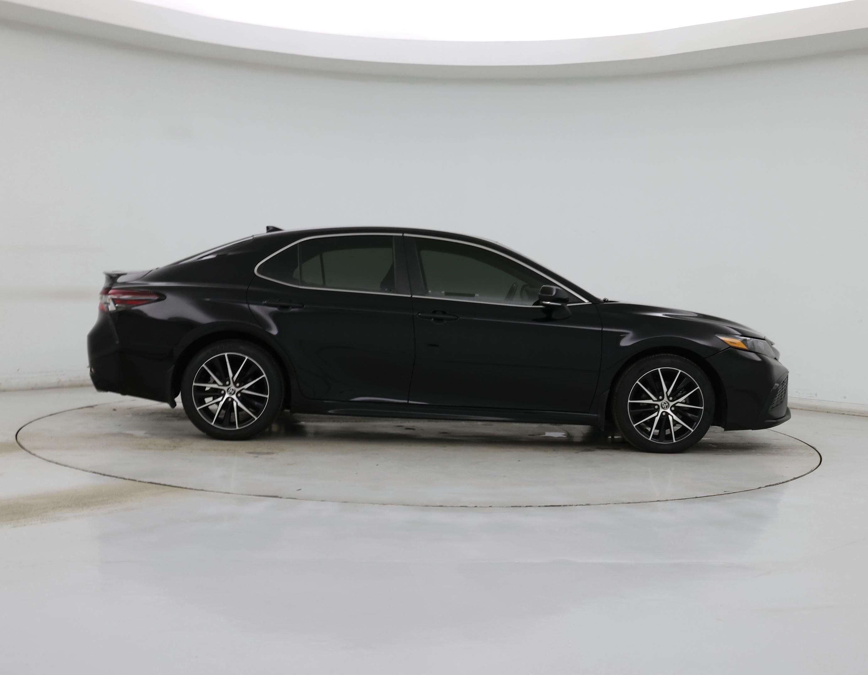 Thumbnail: 2023 Toyota Camry - 7