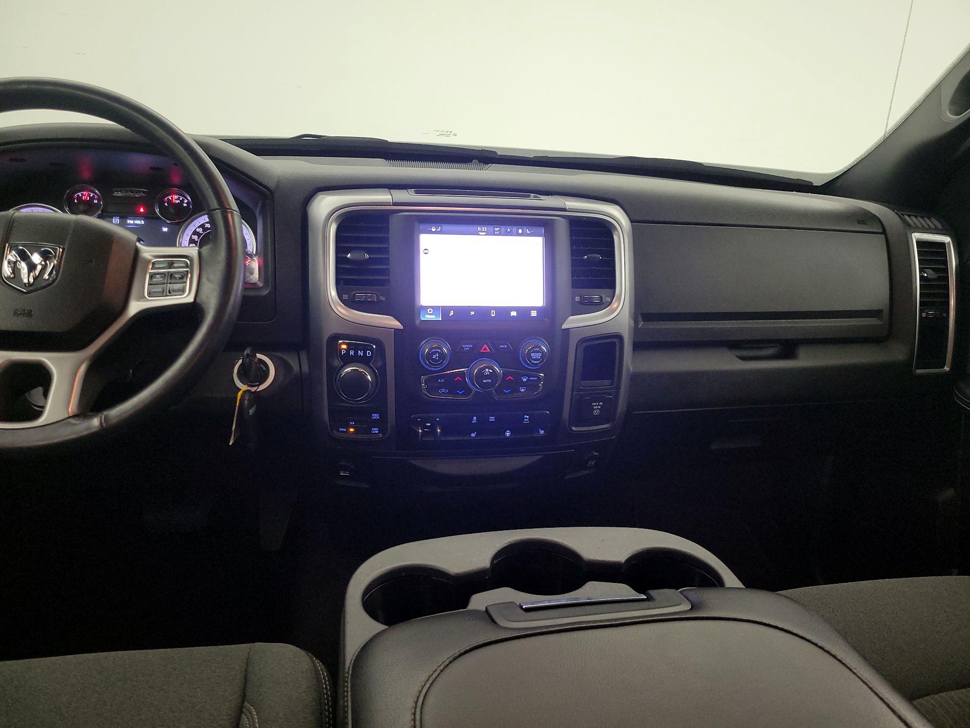 Thumbnail: 2024 RAM 1500 Classic - 9