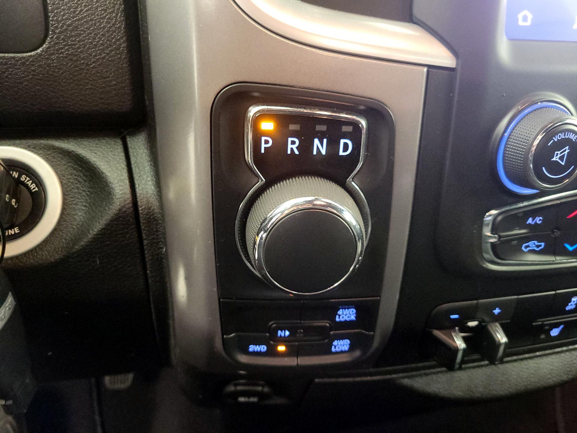 Thumbnail: 2024 RAM 1500 Classic - 17