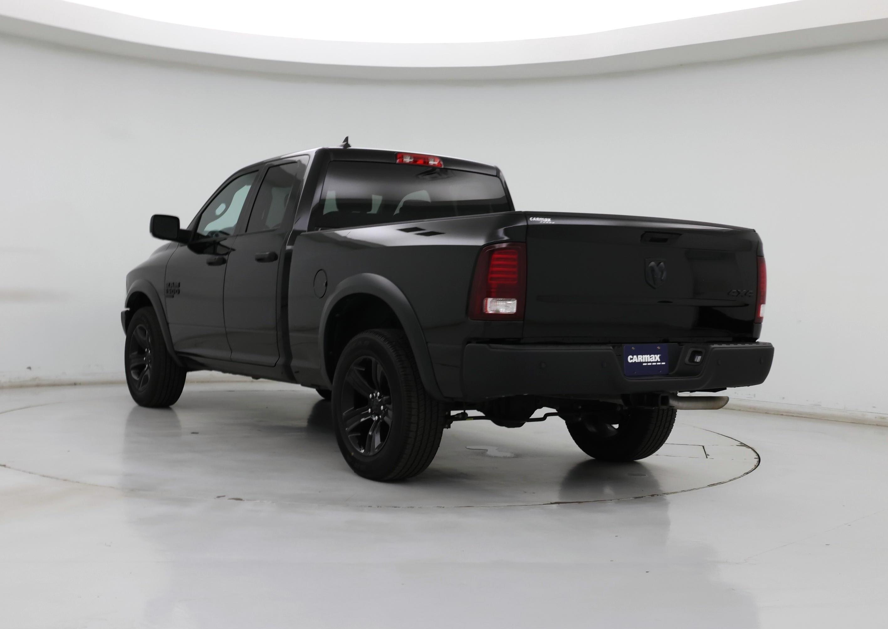 Thumbnail: 2024 RAM 1500 Classic - 2