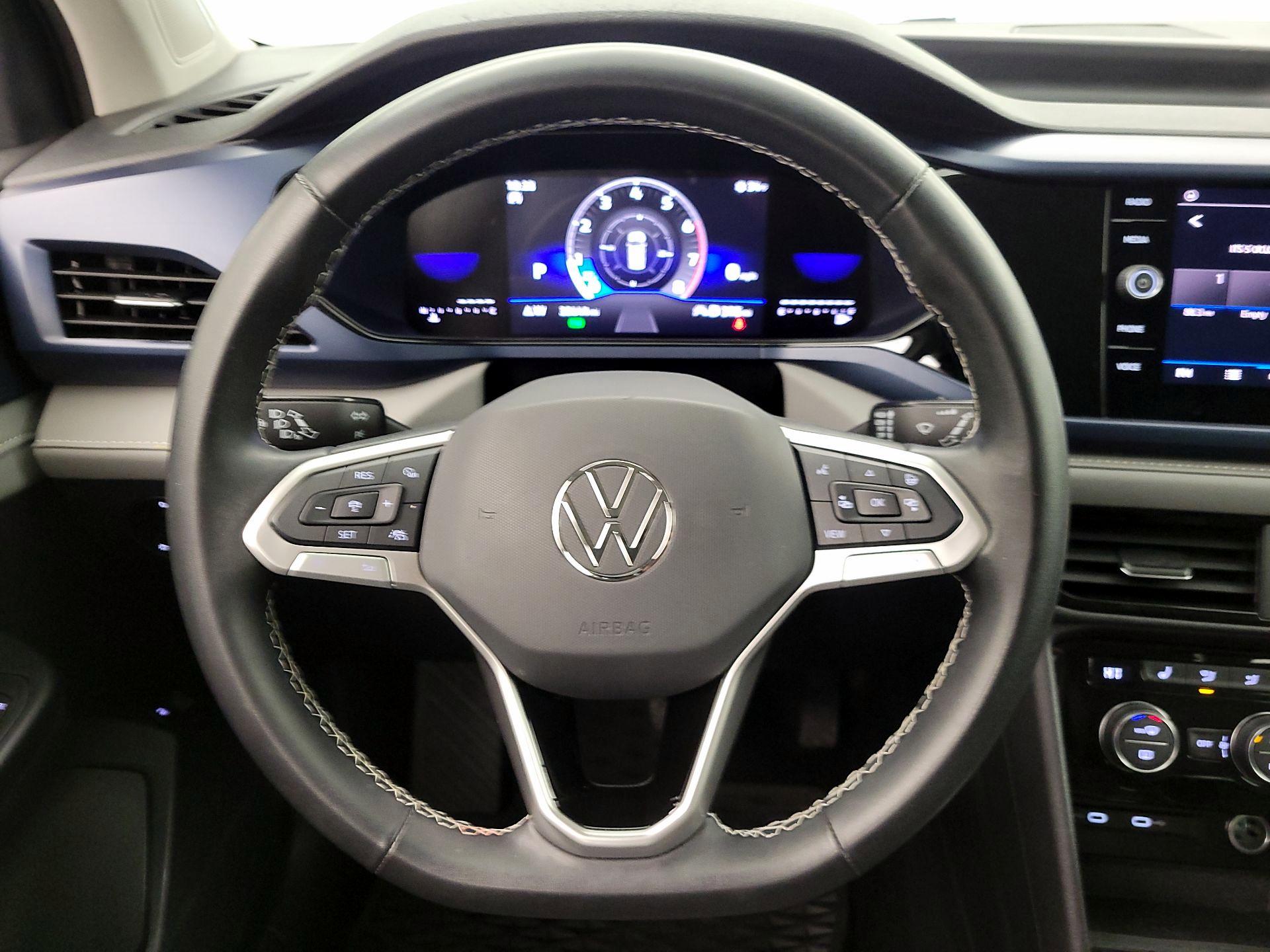 Thumbnail: 2024 Volkswagen Taos - 10