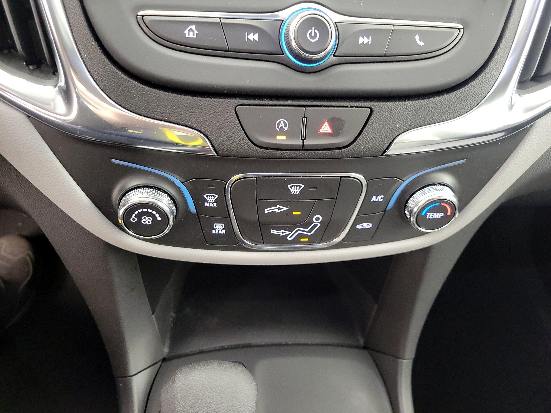 Thumbnail: 2024 Chevrolet Equinox - 16