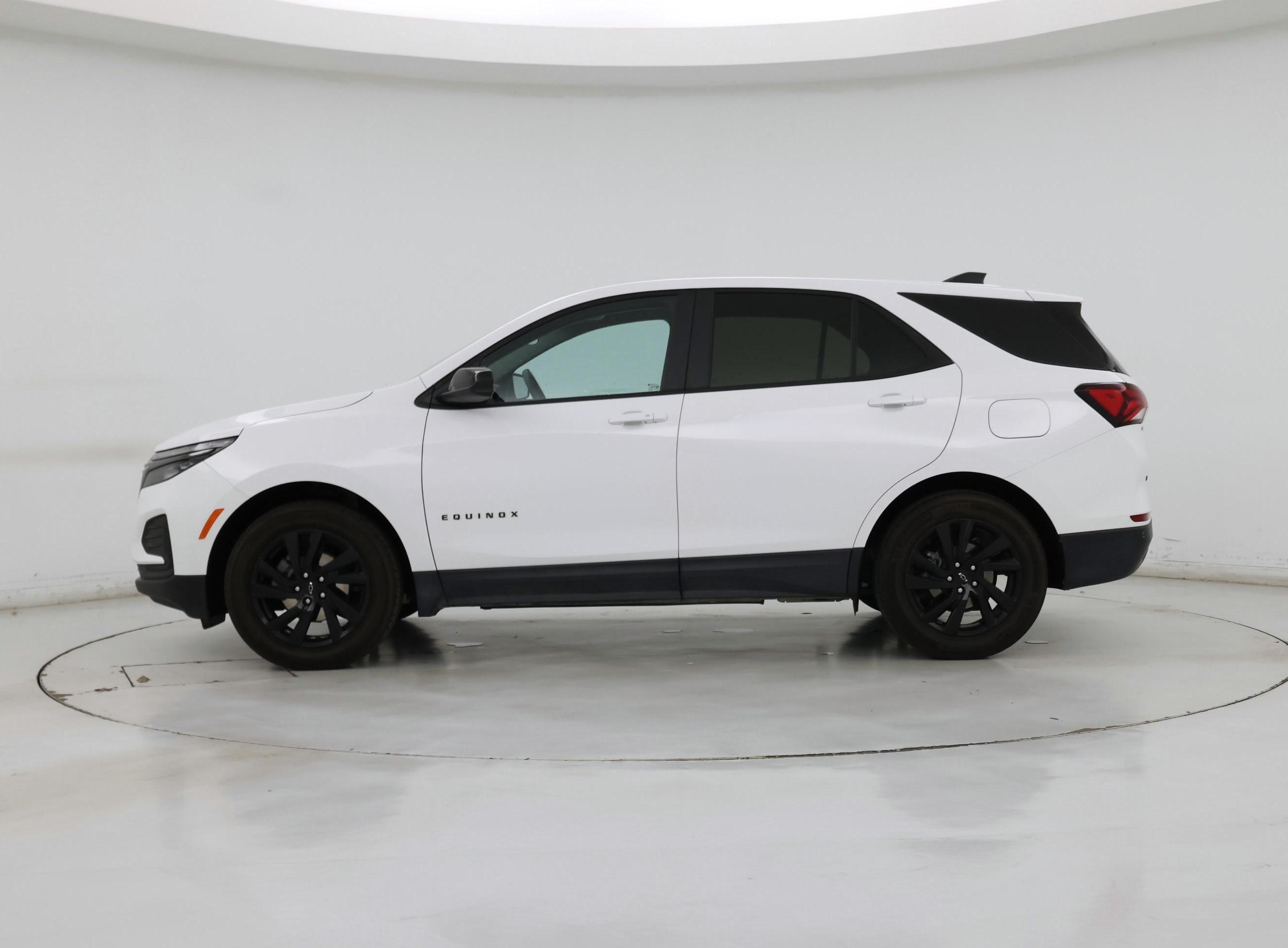 Thumbnail: 2024 Chevrolet Equinox - 3