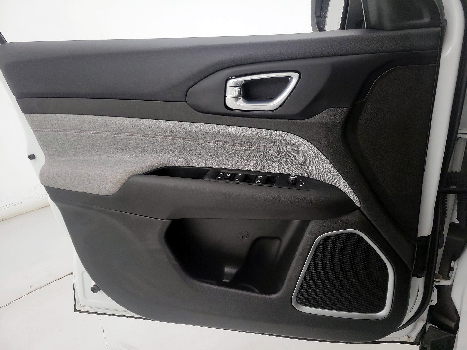 Thumbnail: 2024 Jeep Compass - 12