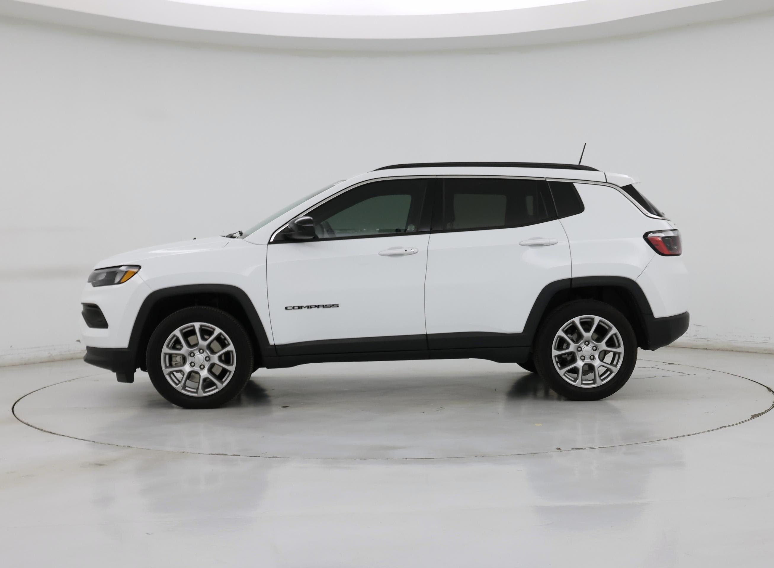 Thumbnail: 2024 Jeep Compass - 3