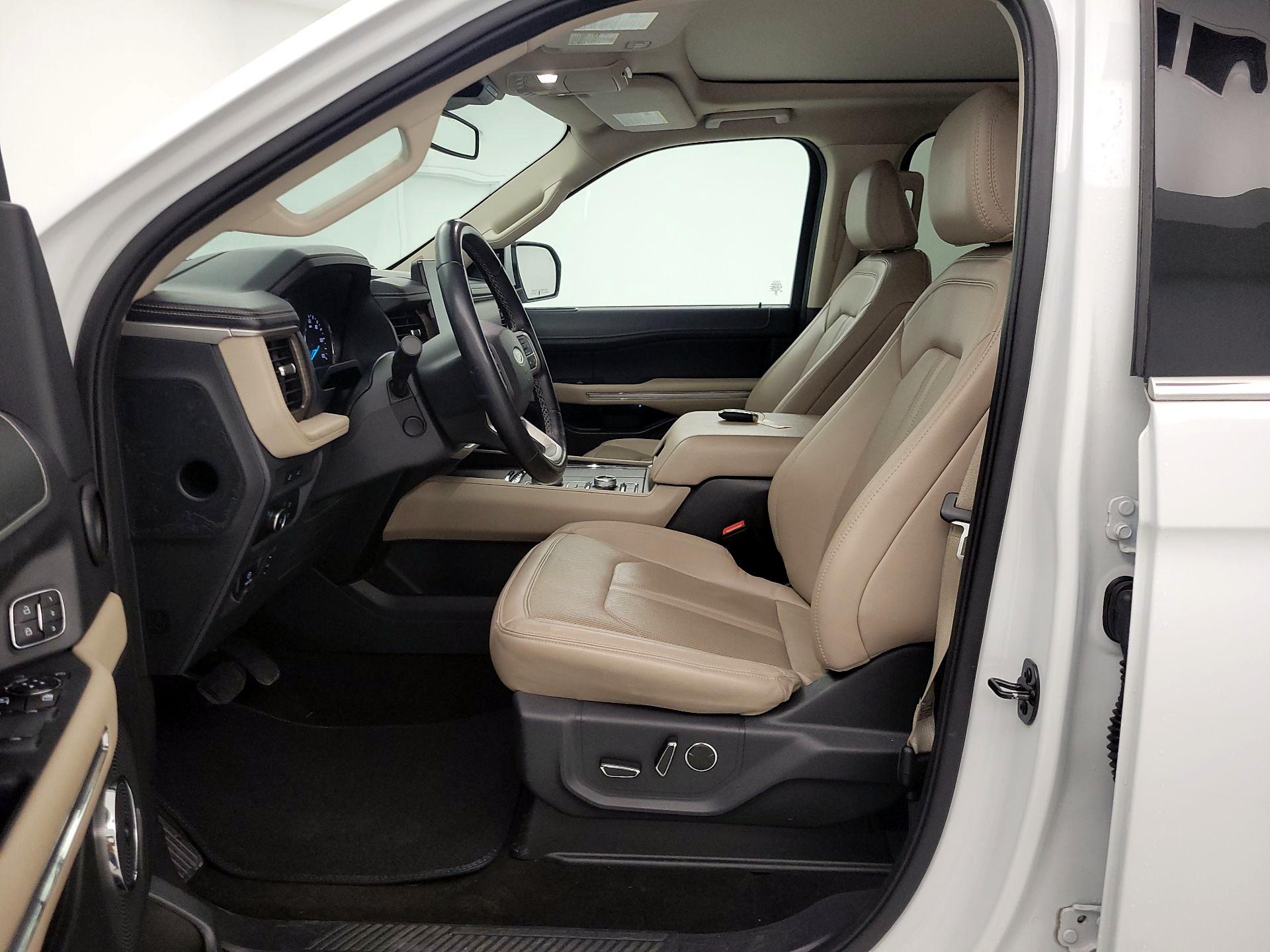 Thumbnail: 2023 Ford Expedition - 11