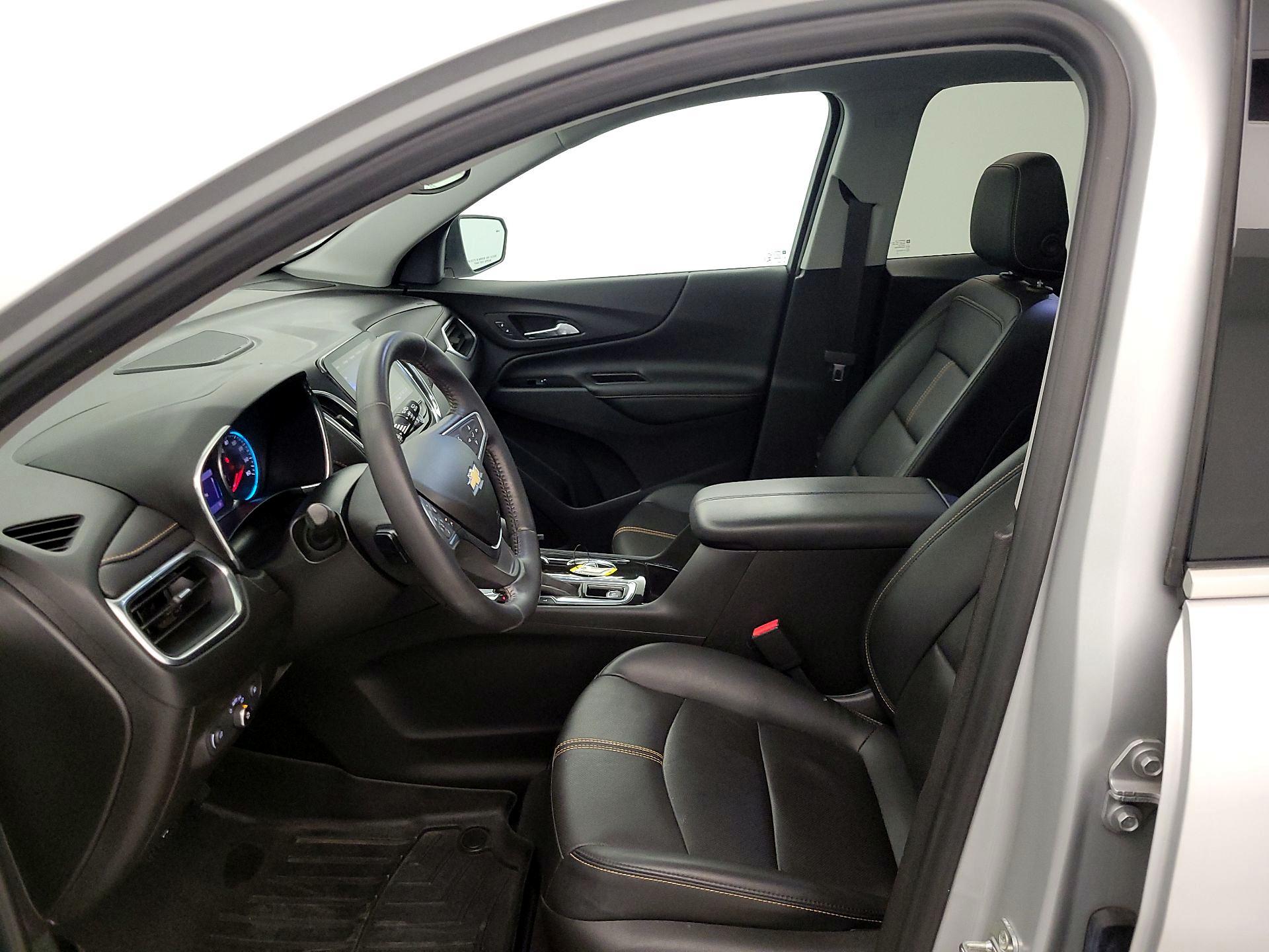 Thumbnail: 2022 Chevrolet Equinox - 11