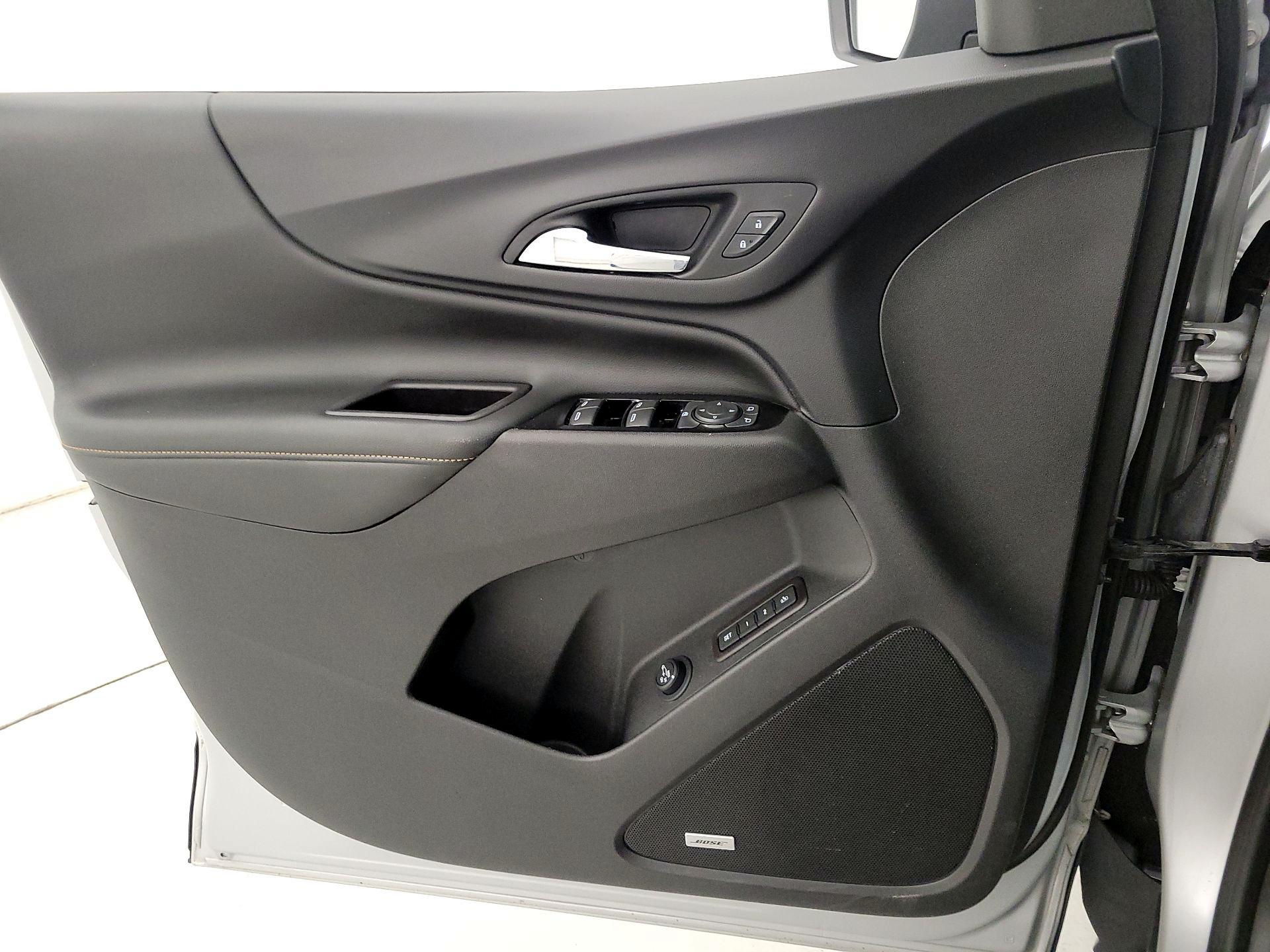 Thumbnail: 2022 Chevrolet Equinox - 12