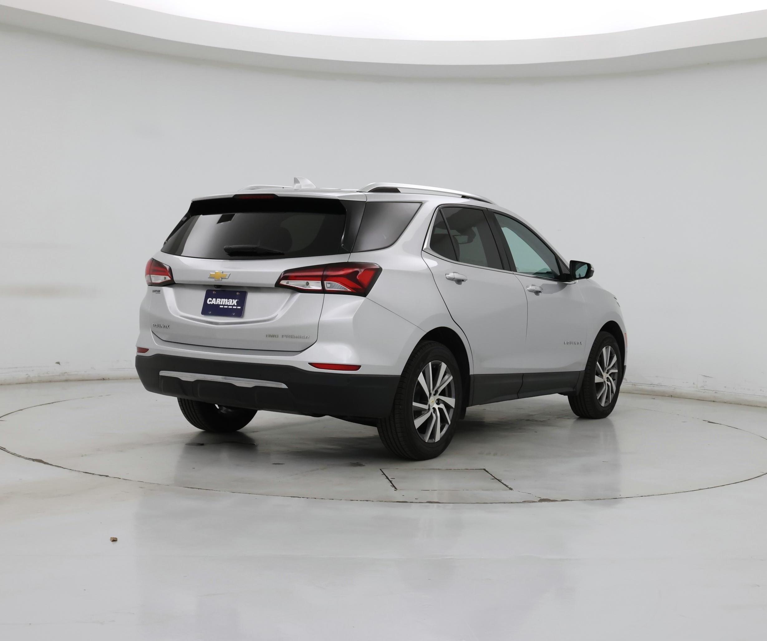Thumbnail: 2022 Chevrolet Equinox - 8