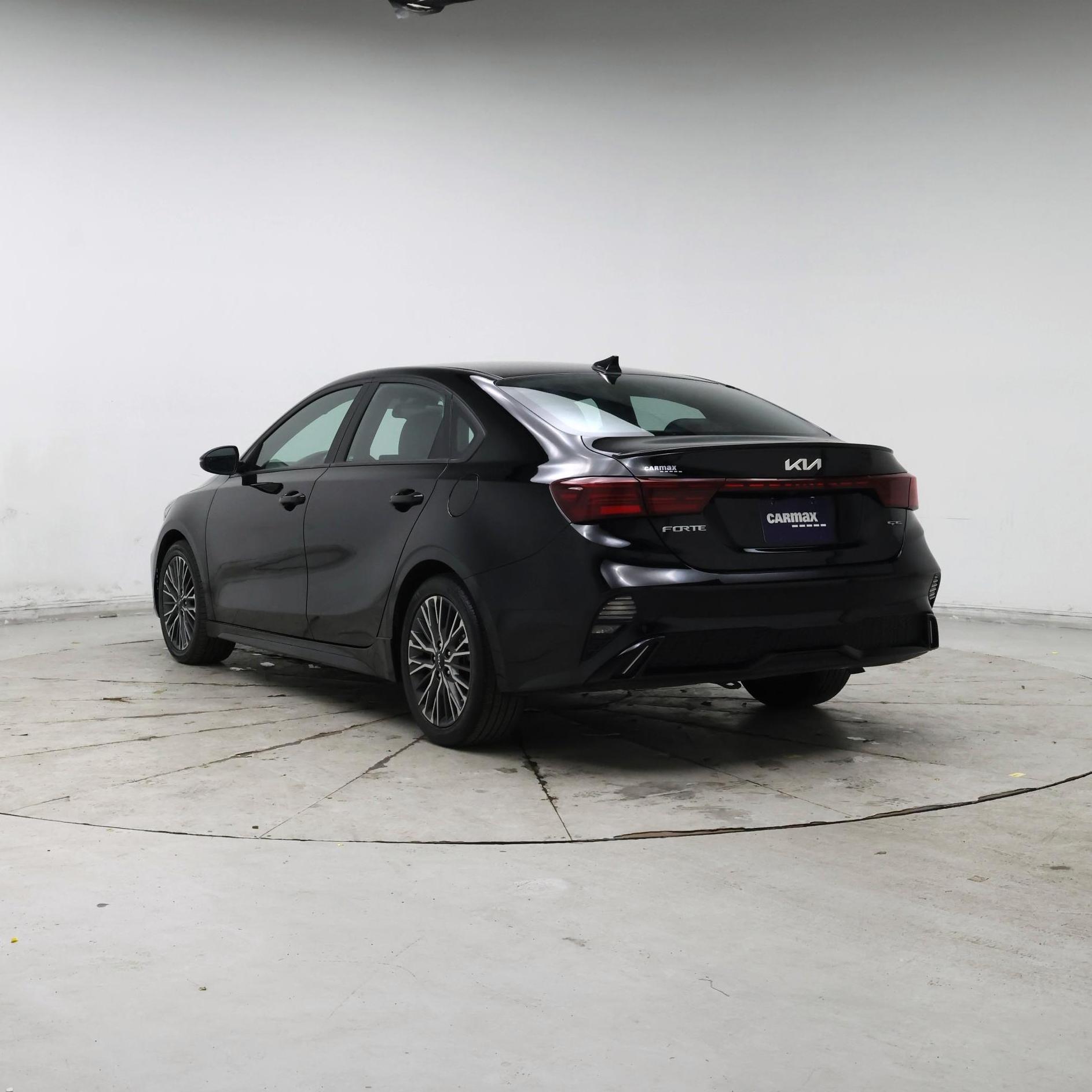 Thumbnail: 2023 Kia Forte - 2