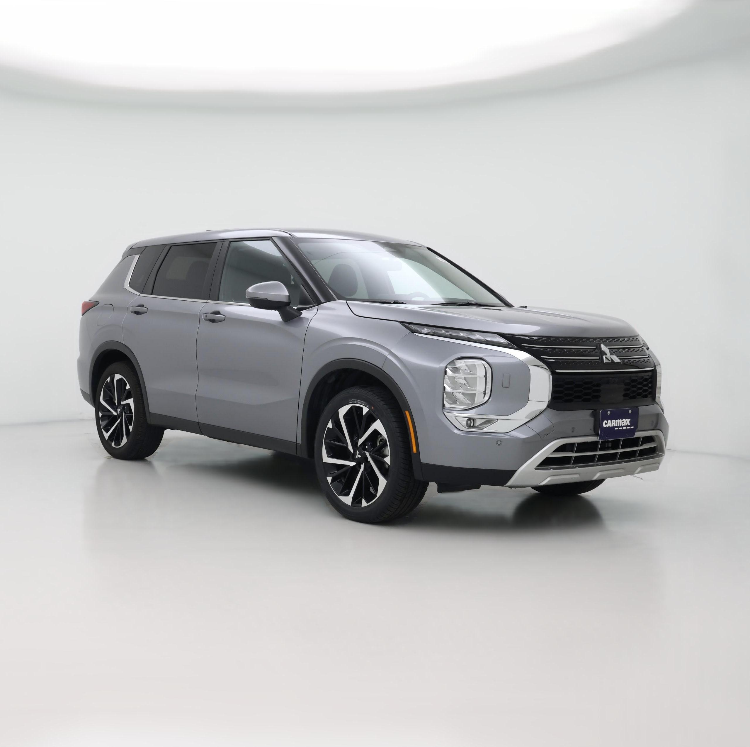 Thumbnail: 2024 Mitsubishi Outlander - 1
