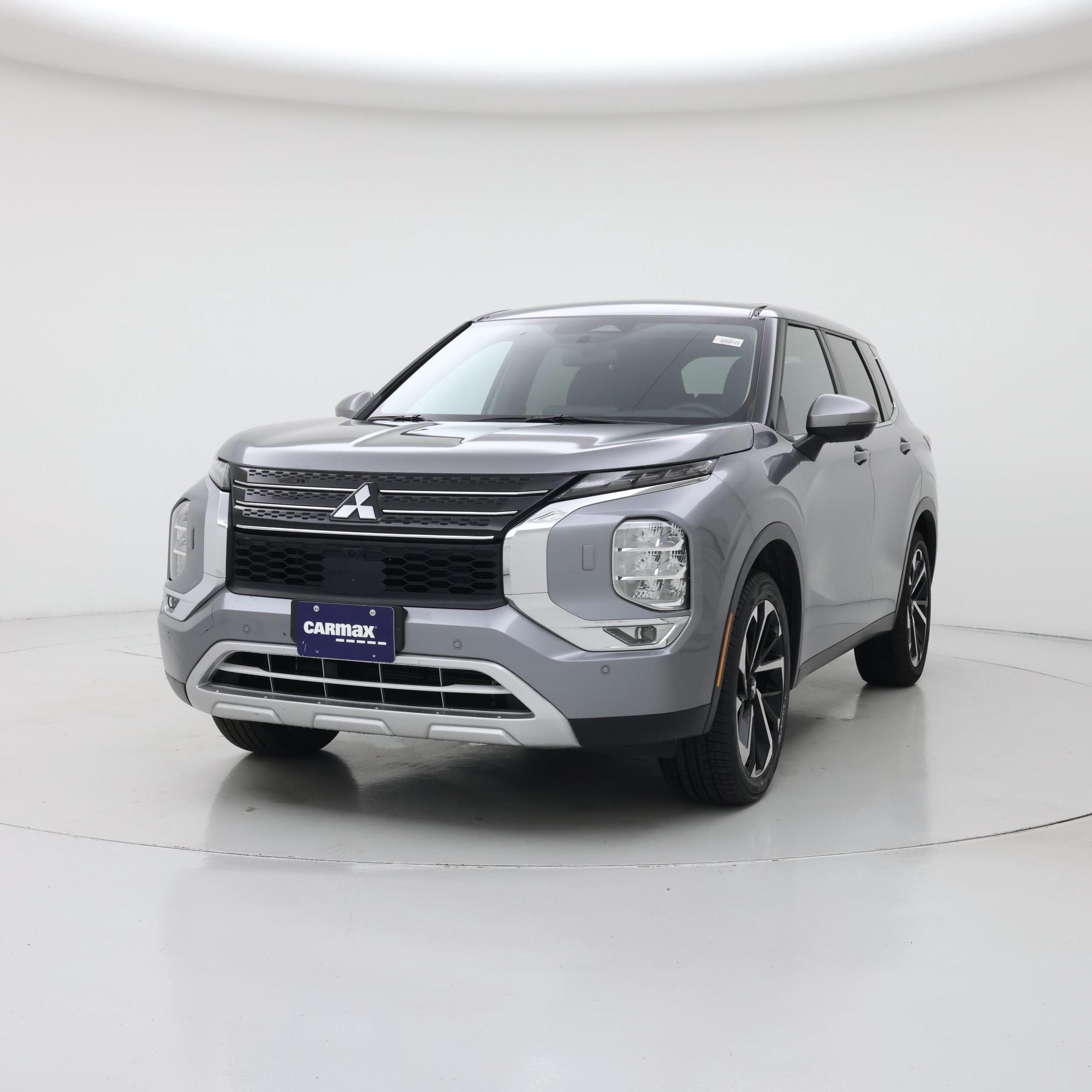 Thumbnail: 2024 Mitsubishi Outlander - 4