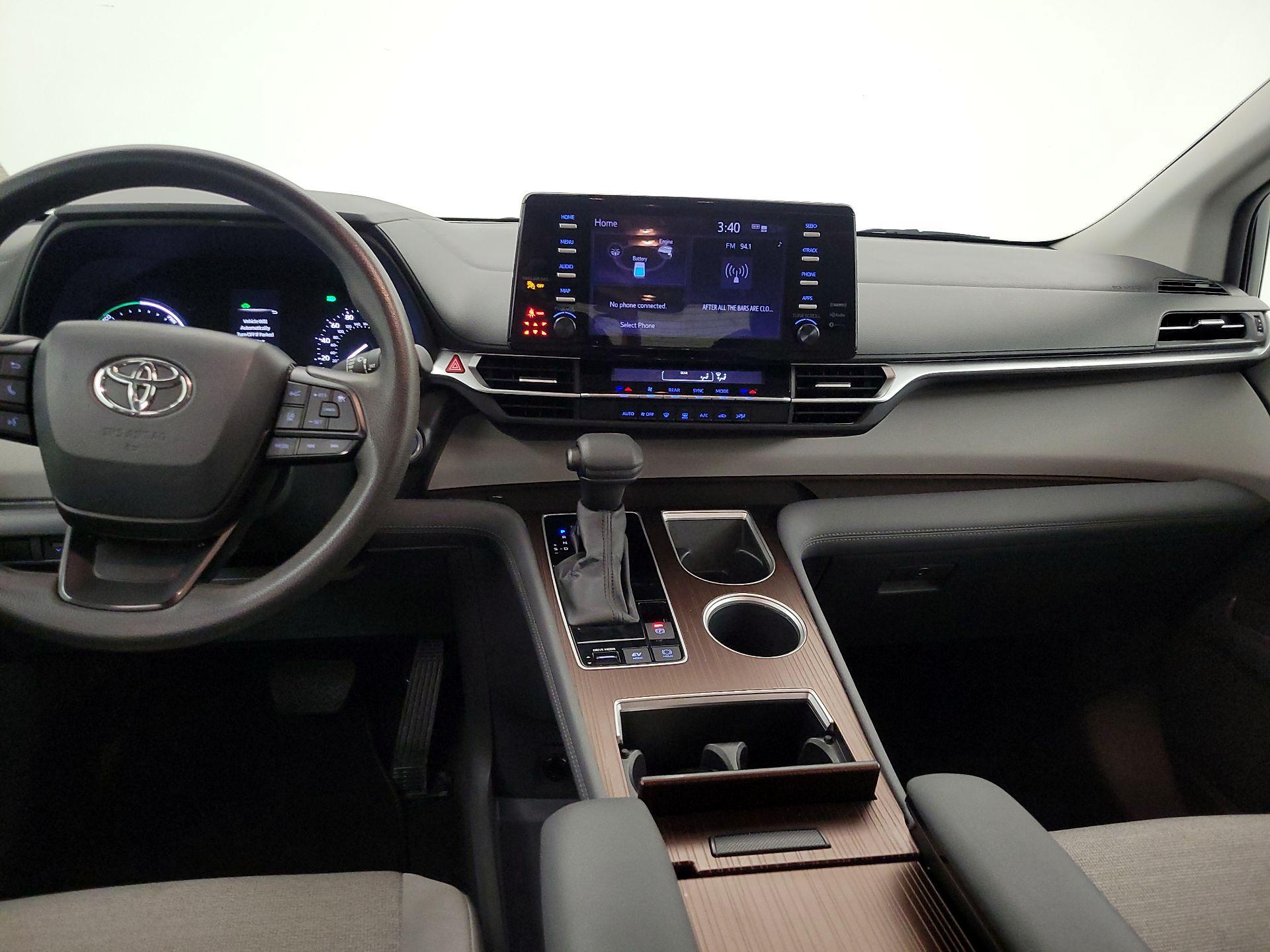 Thumbnail: 2024 Toyota Sienna - 9