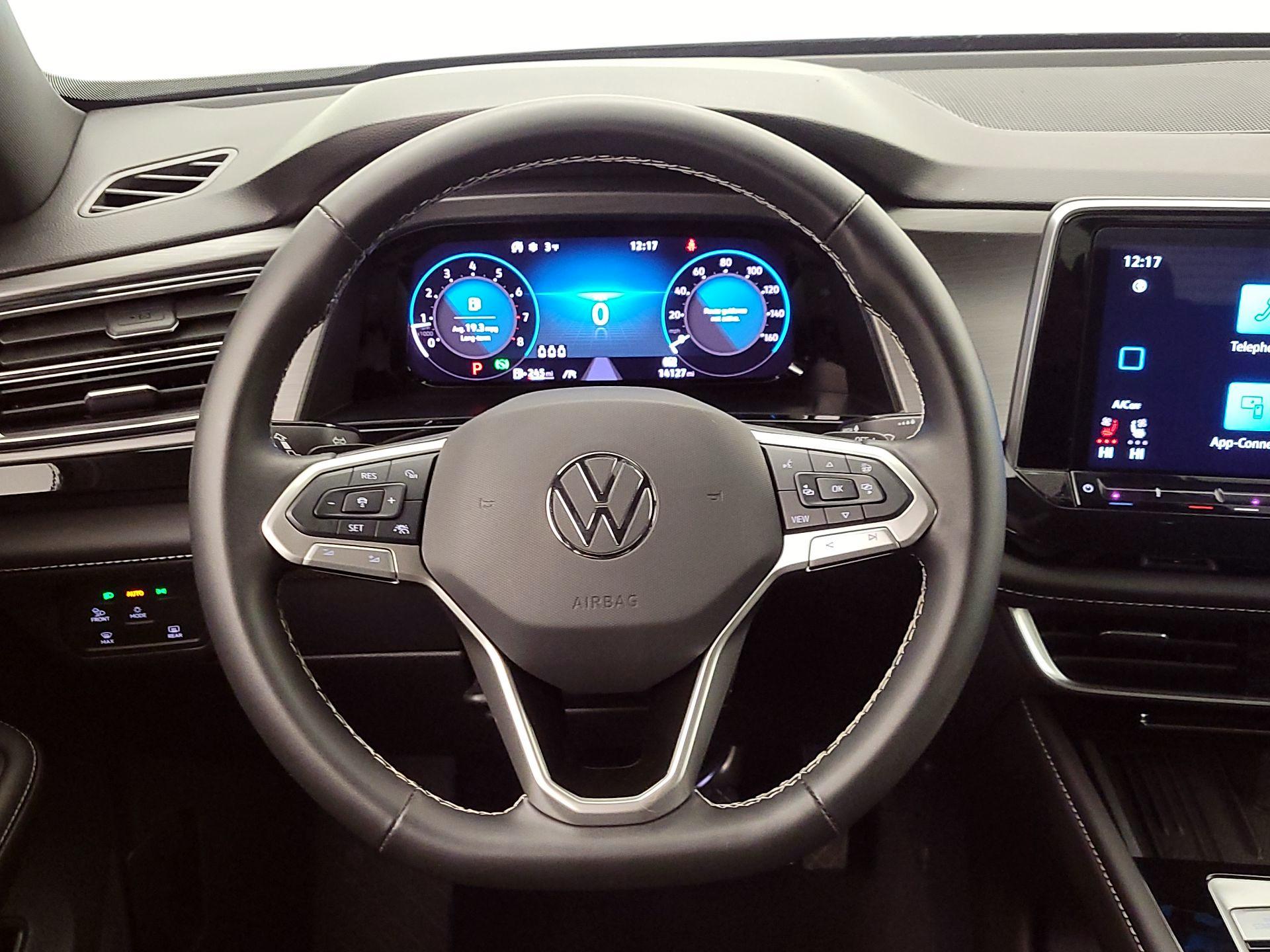 Thumbnail: 2025 Volkswagen Atlas - 10