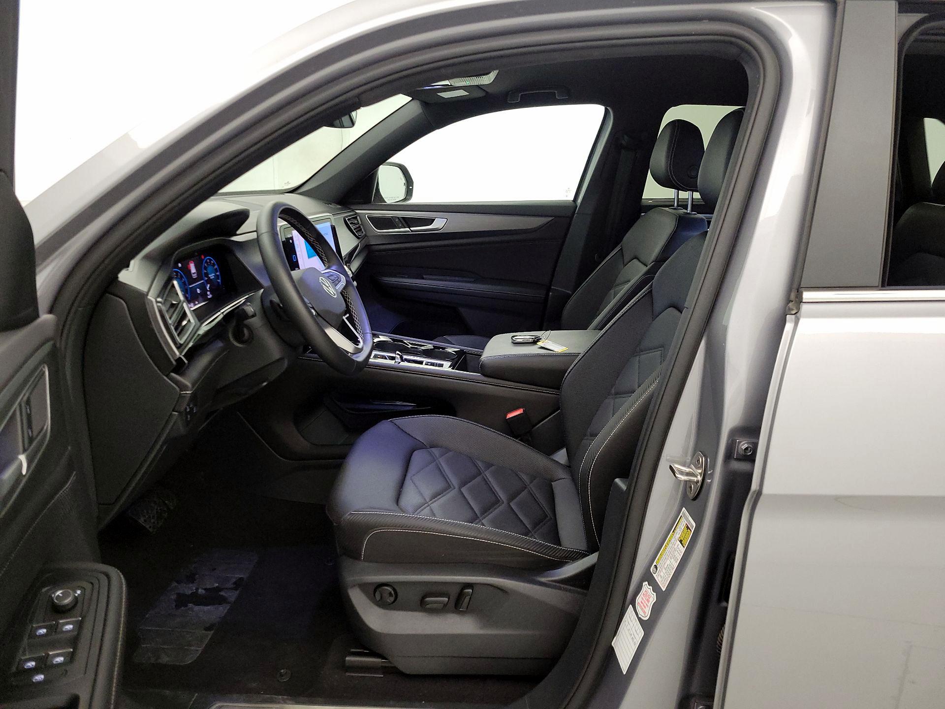 Thumbnail: 2025 Volkswagen Atlas - 11