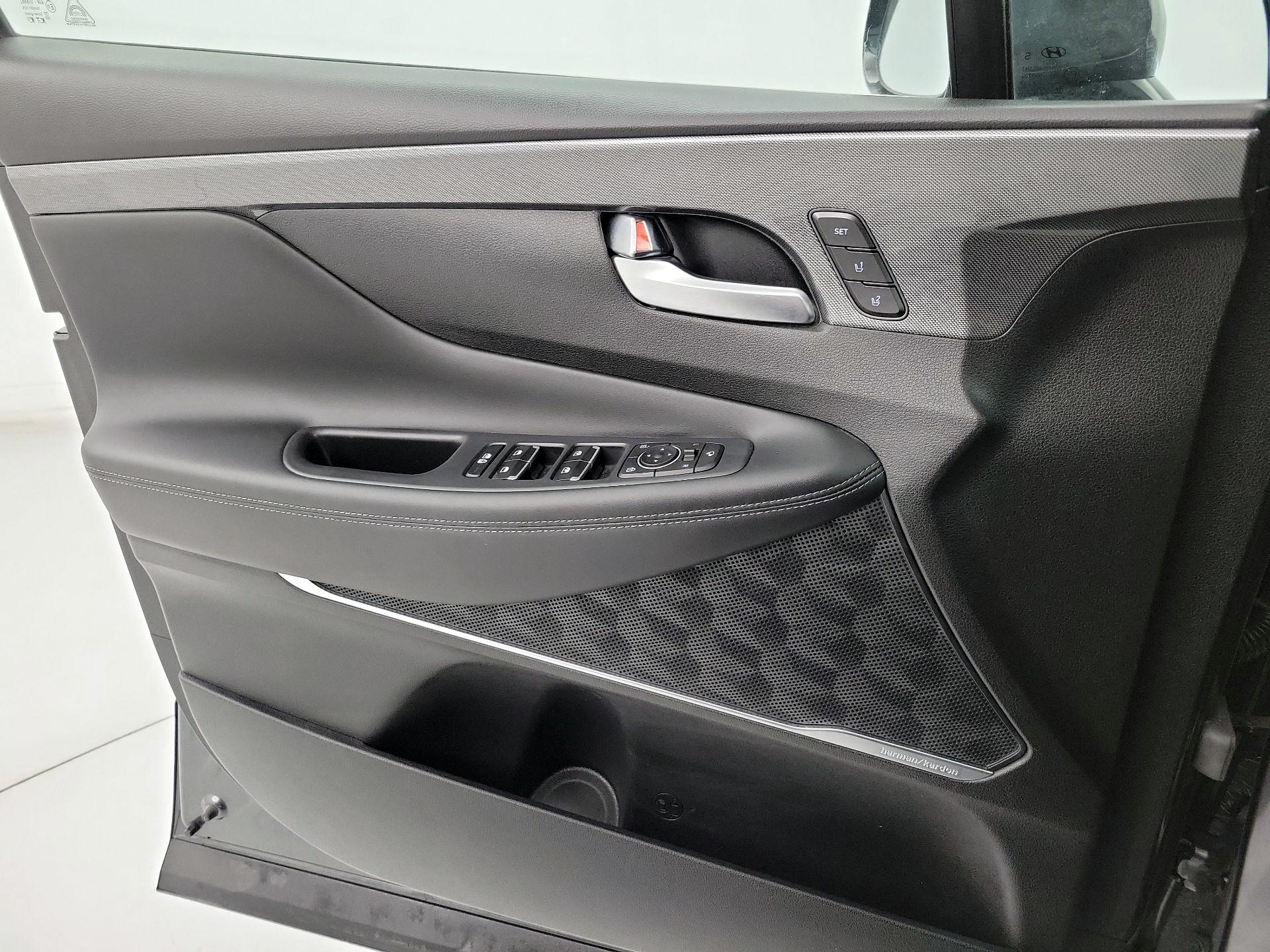 Thumbnail: 2023 Hyundai Santa Fe - 12