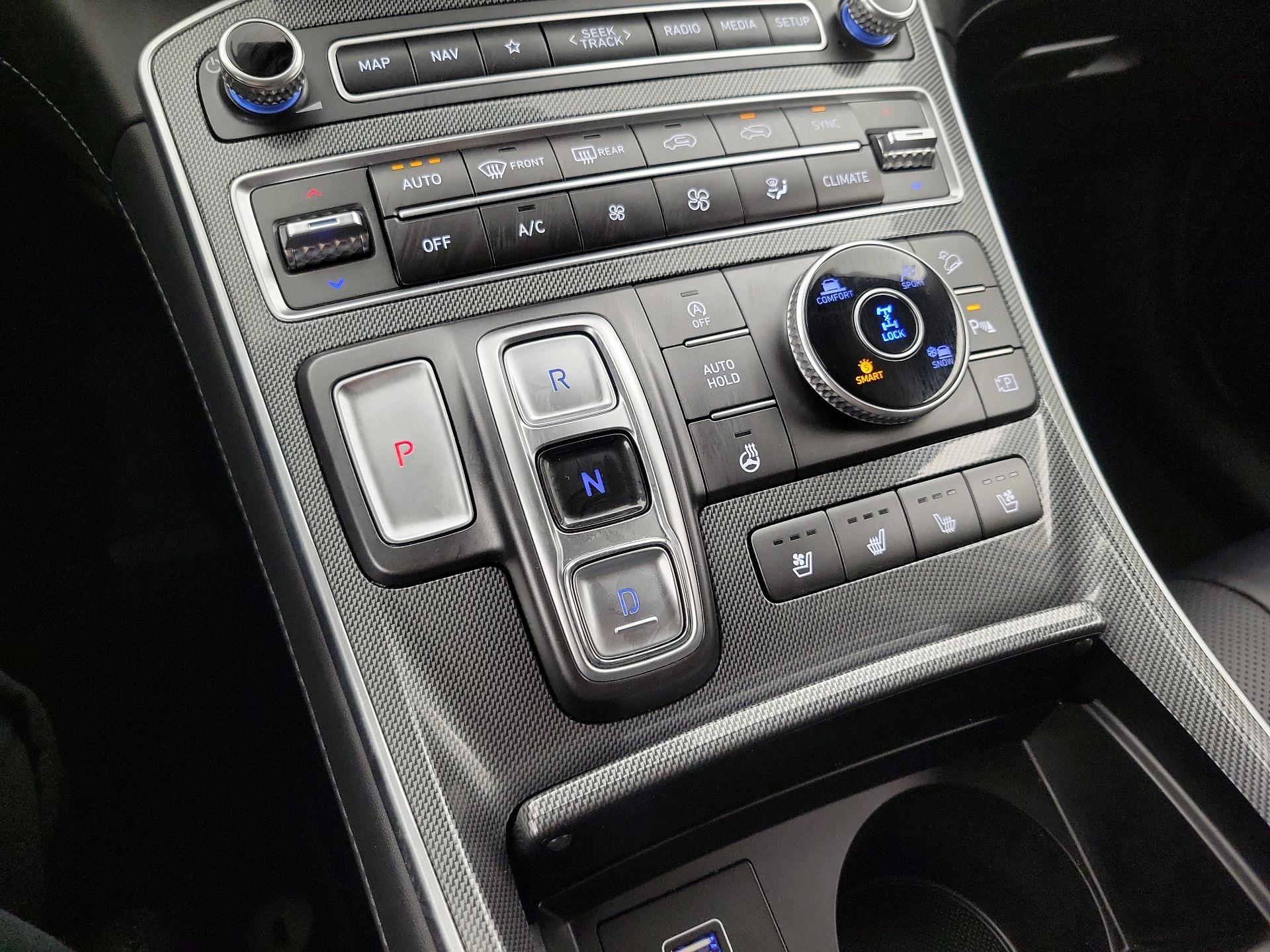 Thumbnail: 2023 Hyundai Santa Fe - 18