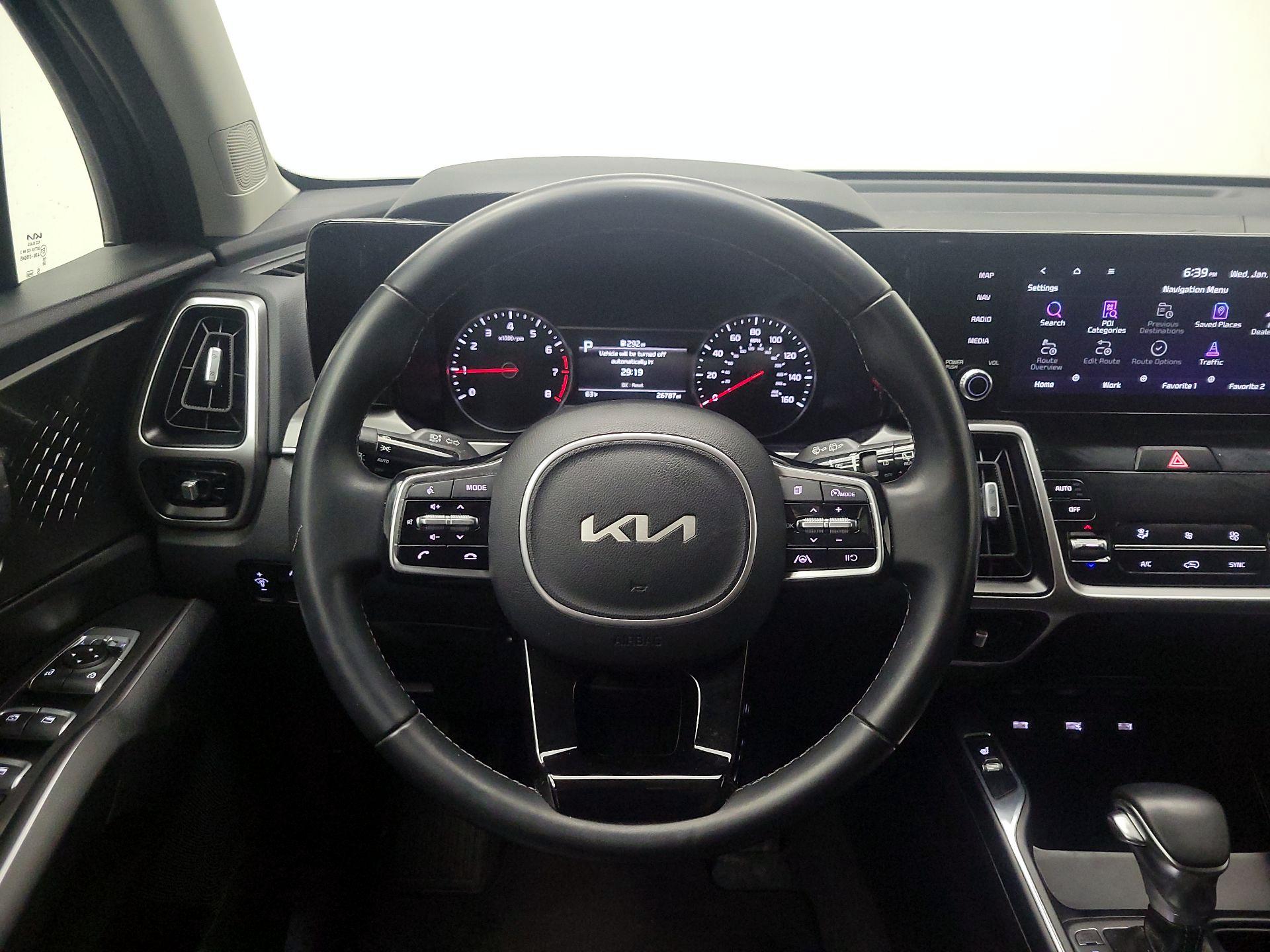 Thumbnail: 2022 Kia Sorento - 10