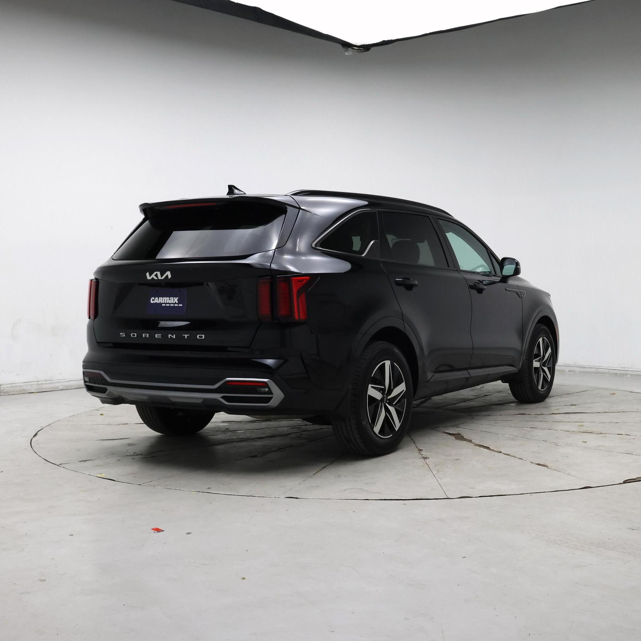 Thumbnail: 2022 Kia Sorento - 8