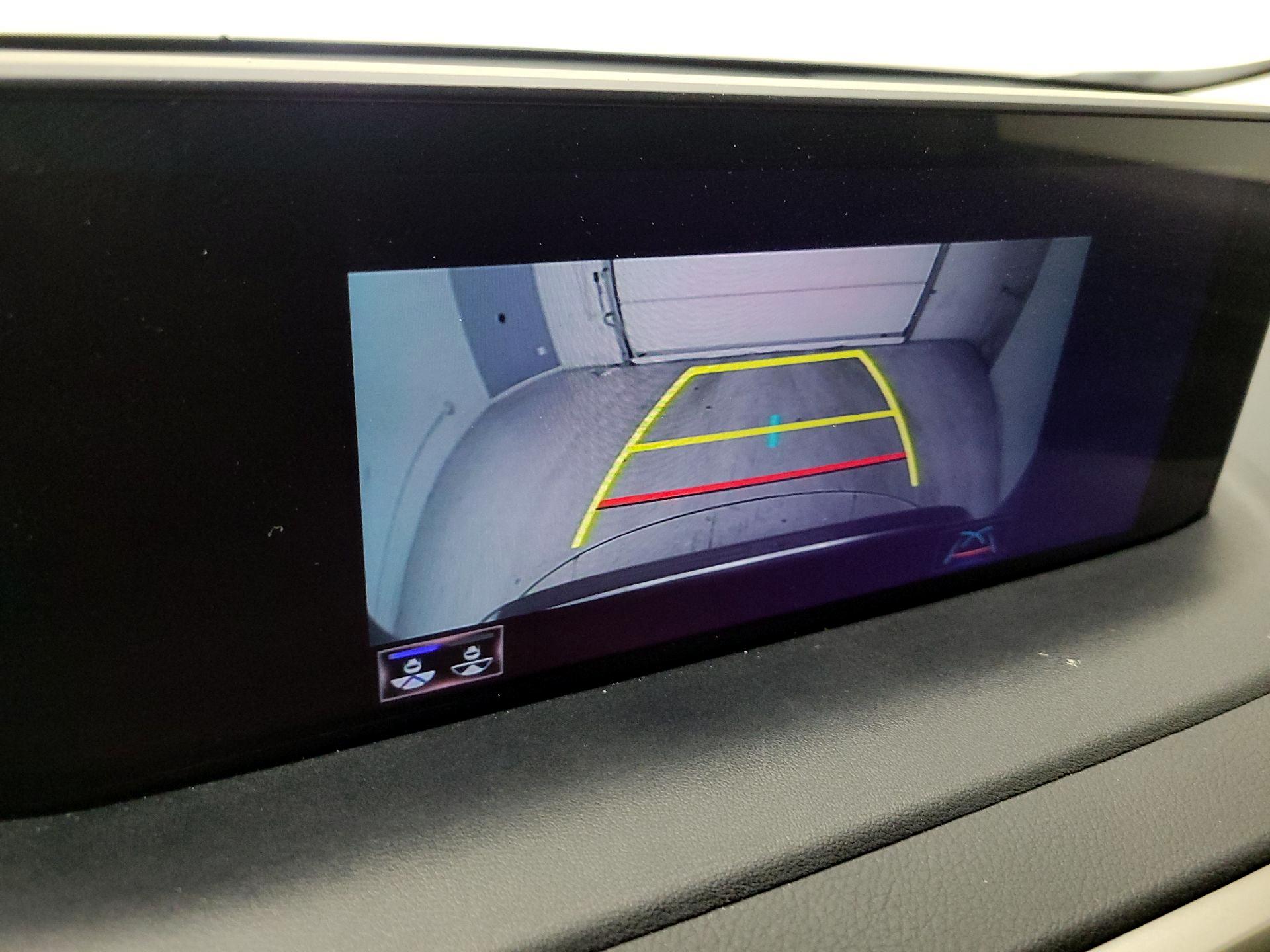 Thumbnail: 2020 Lexus RX - 15