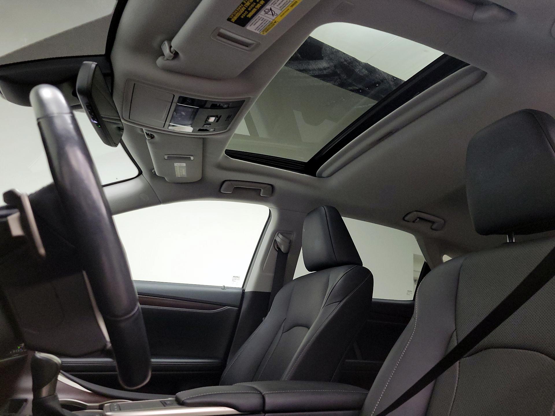 Thumbnail: 2020 Lexus RX - 20