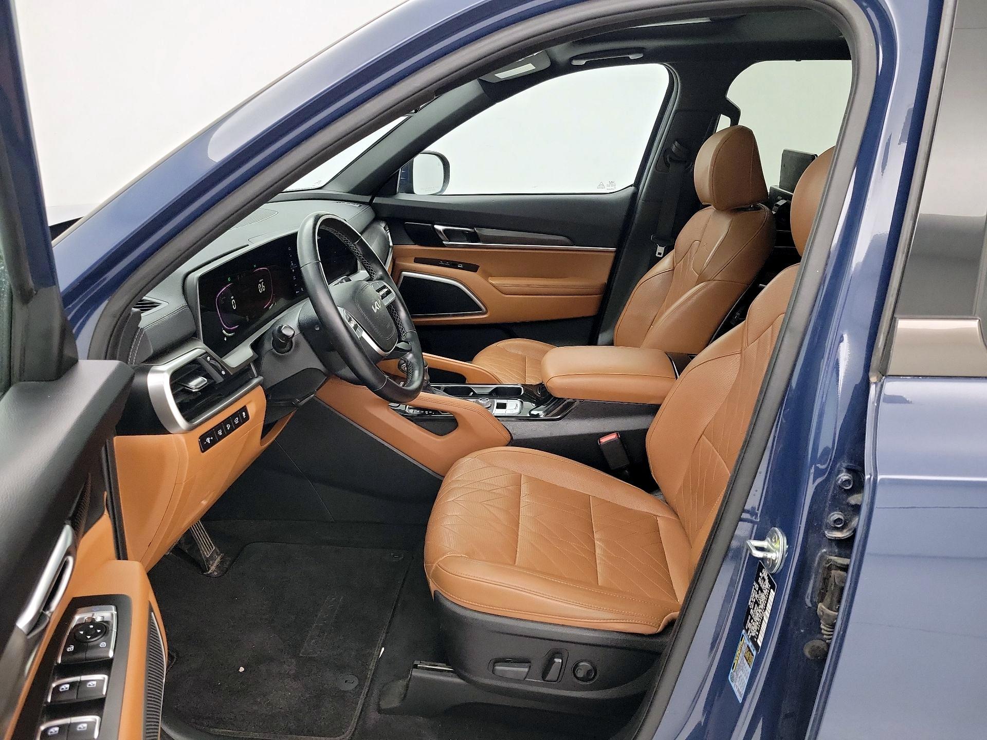 Thumbnail: 2023 Kia Telluride - 11