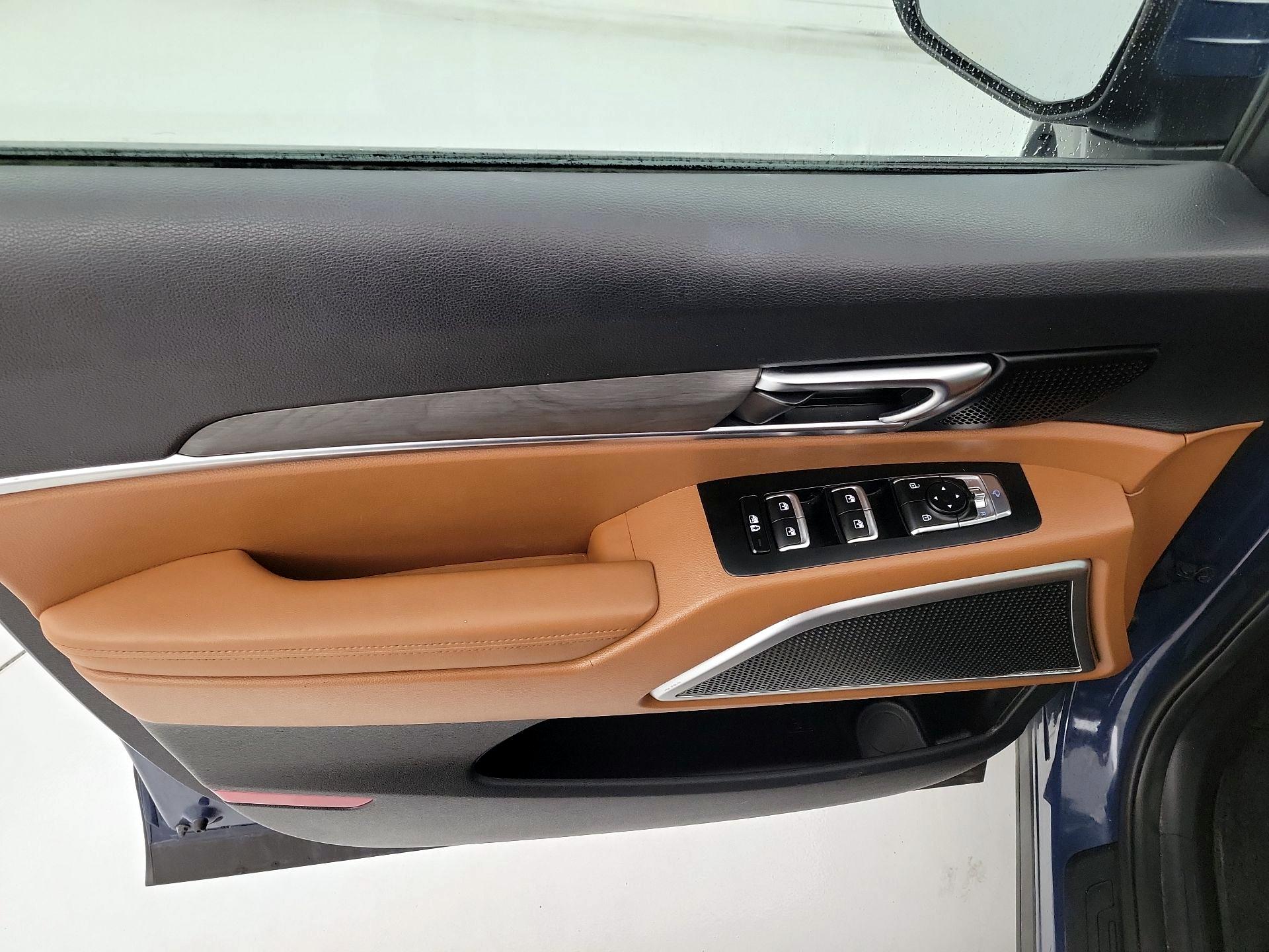 Thumbnail: 2023 Kia Telluride - 12