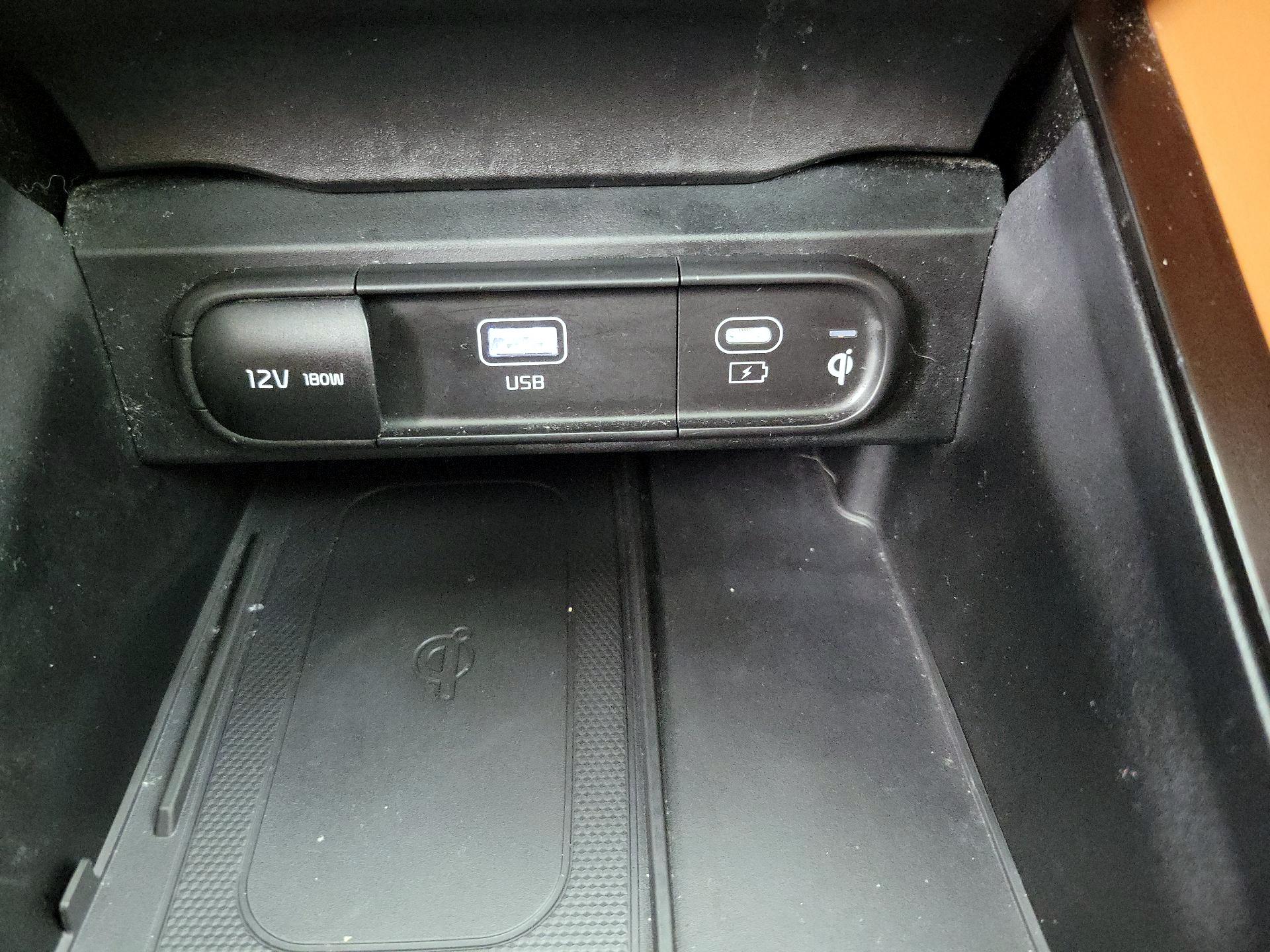 Thumbnail: 2023 Kia Telluride - 19