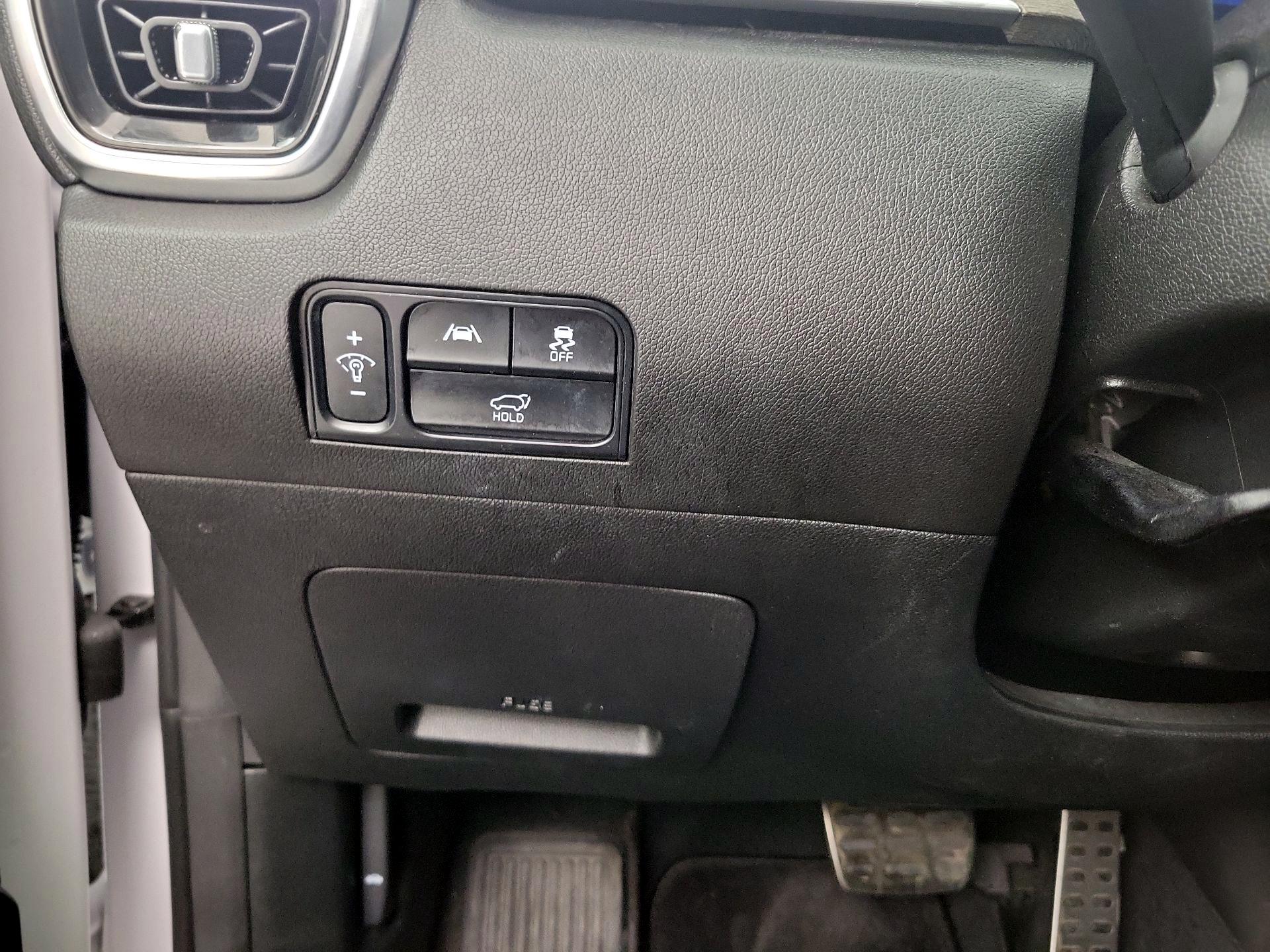 Thumbnail: 2023 Kia Sorento - 13