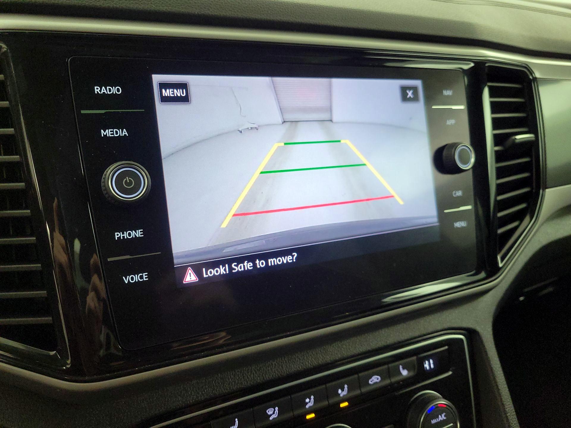 Thumbnail: 2020 Volkswagen Atlas - 15