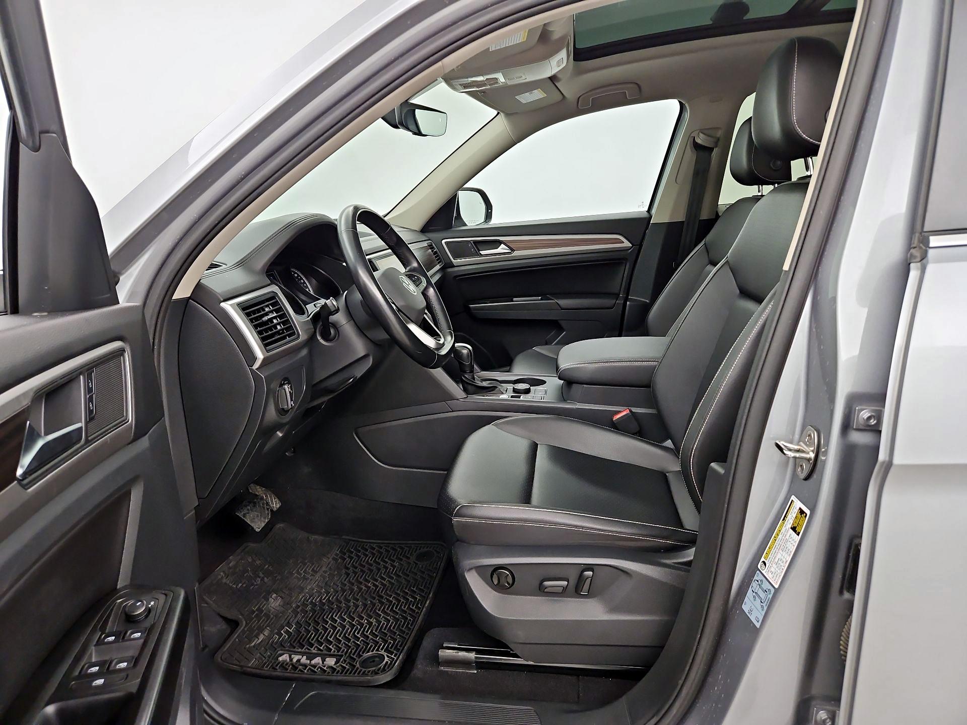 Thumbnail: 2021 Volkswagen Atlas - 11