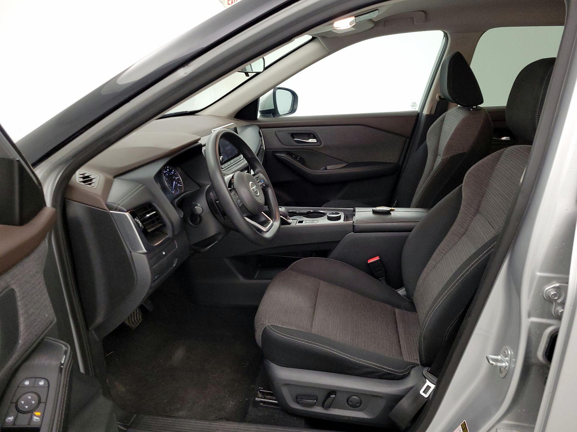 Thumbnail: 2021 Nissan Rogue - 11