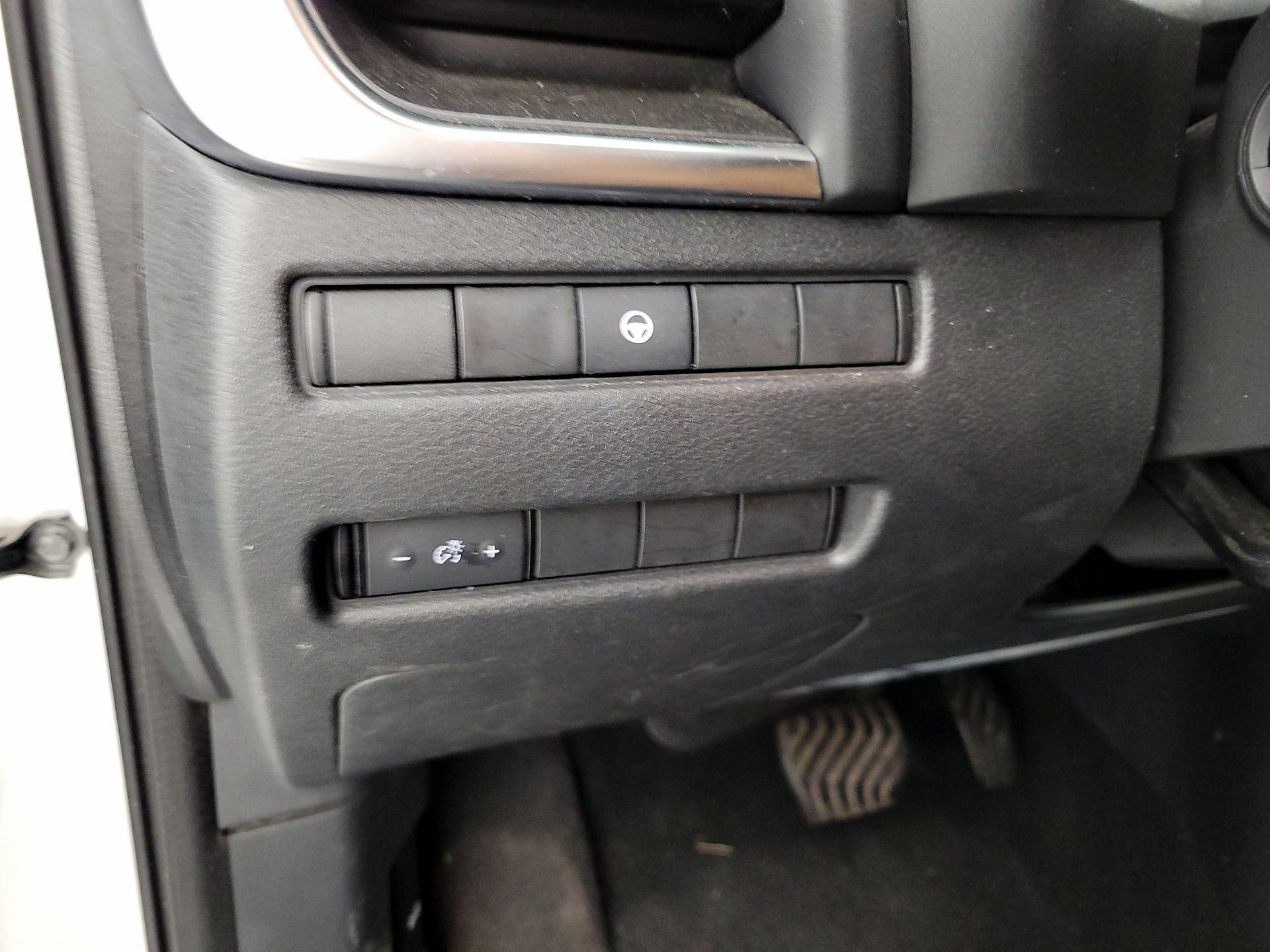 Thumbnail: 2021 Nissan Rogue - 13