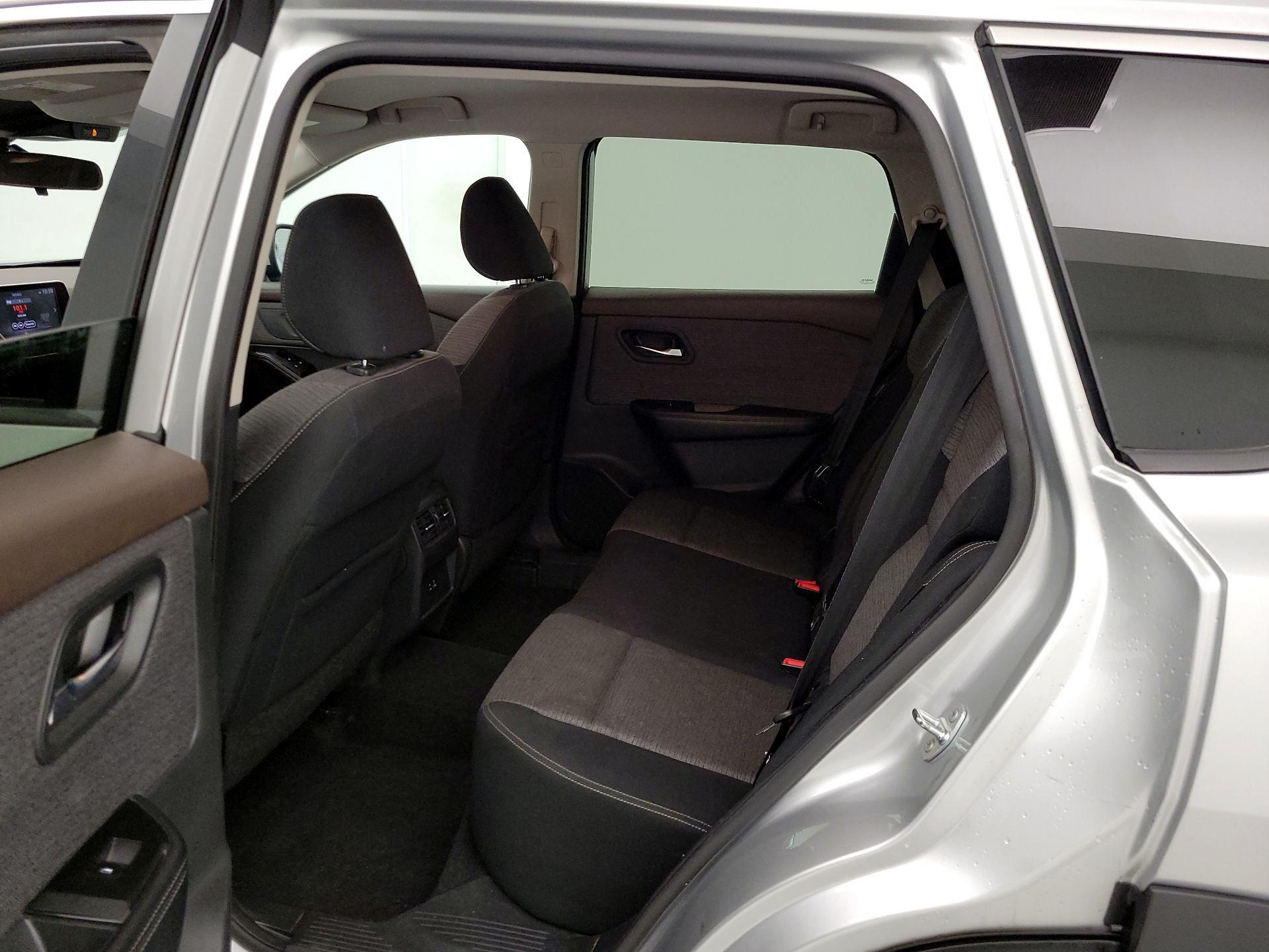 Thumbnail: 2021 Nissan Rogue - 19