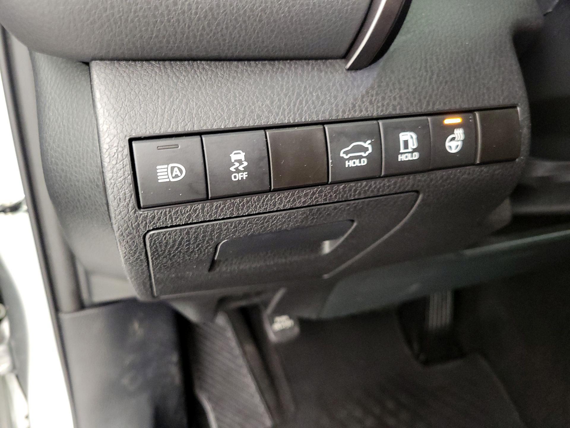 Thumbnail: 2023 Toyota Camry - 13