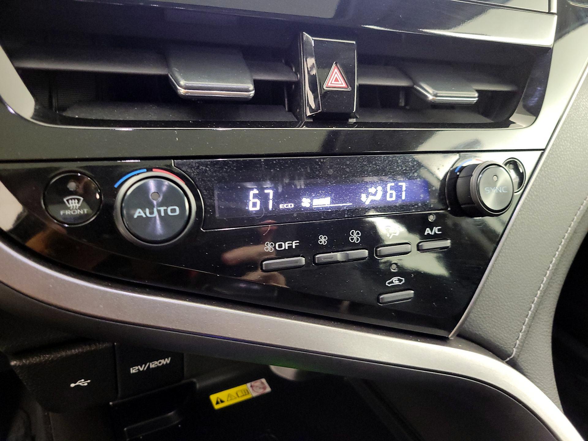 Thumbnail: 2023 Toyota Camry - 16