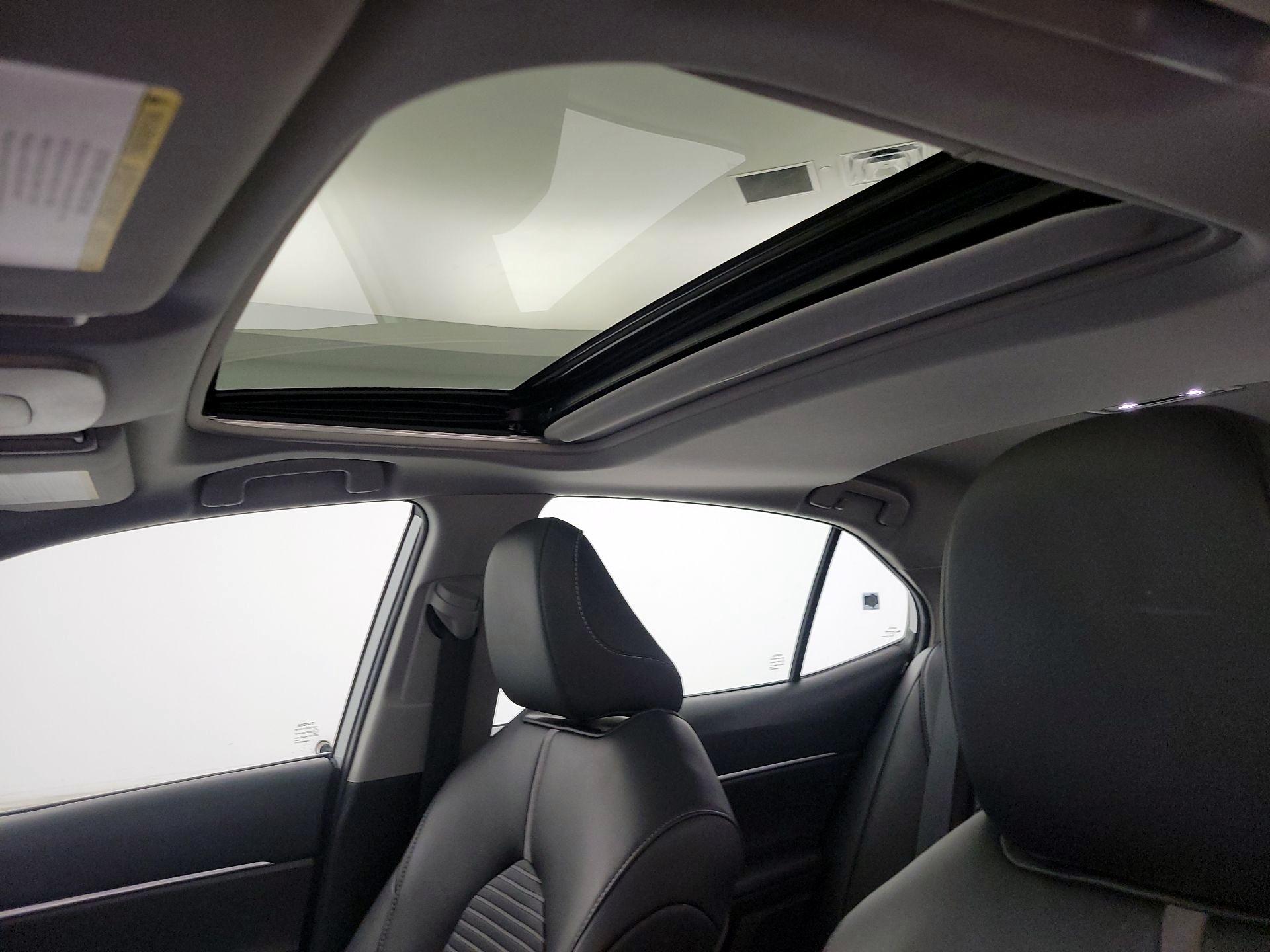 Thumbnail: 2023 Toyota Camry - 19